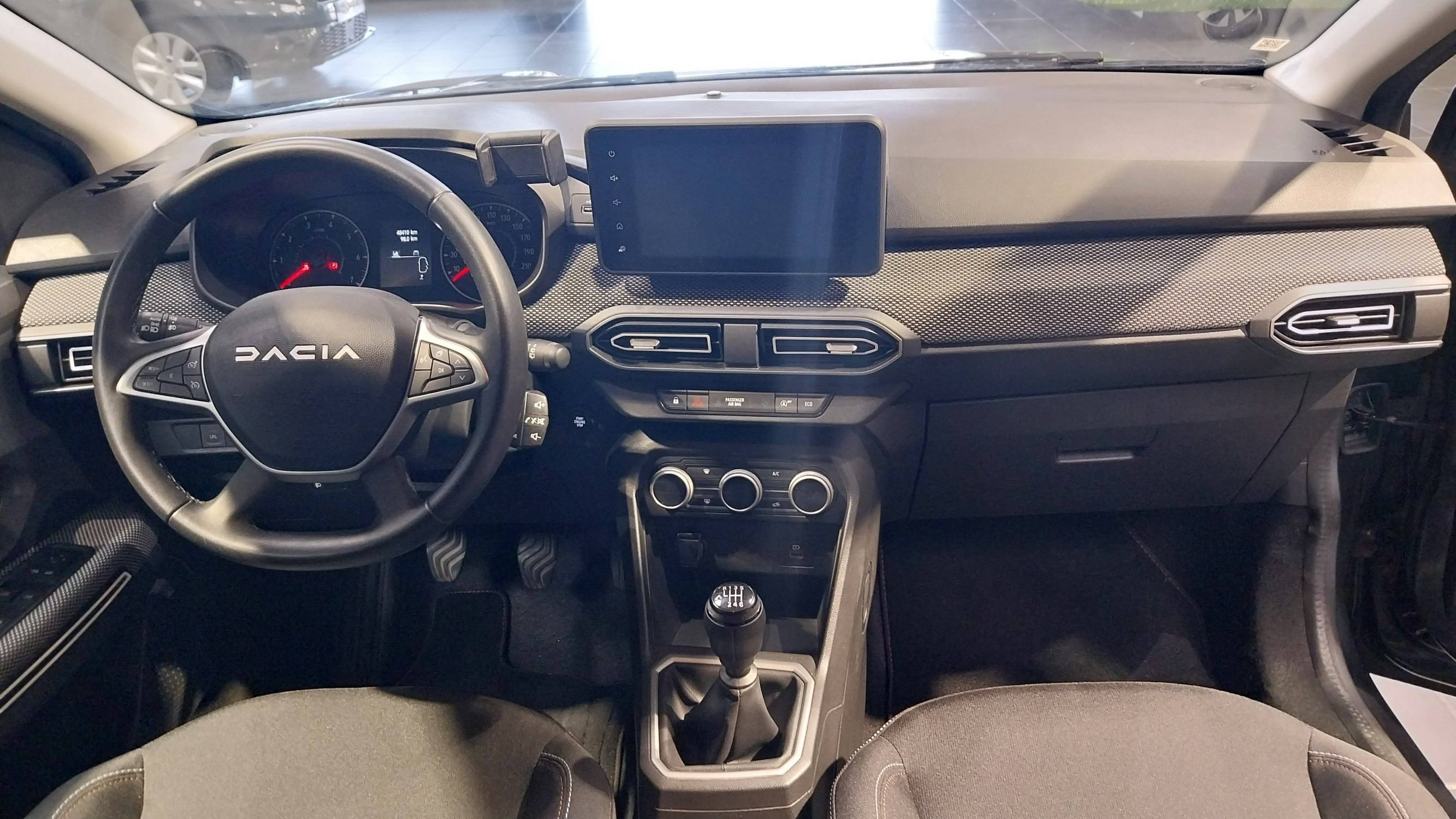 Vente en ligne Dacia Jogger  ECO-G 100 5 places  Attelage au prix de 18 890 €