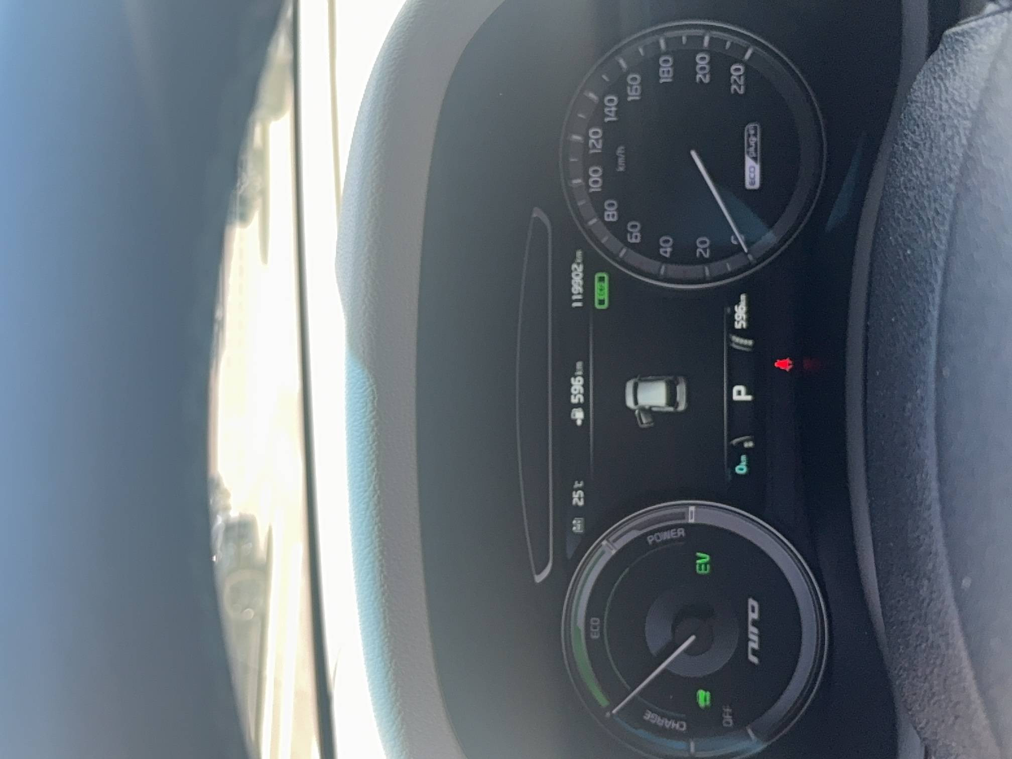 Vente en ligne Kia Niro  1.6 GDi Hybride Rechargeable 141 ch DCT6 au prix de 13 990 €
