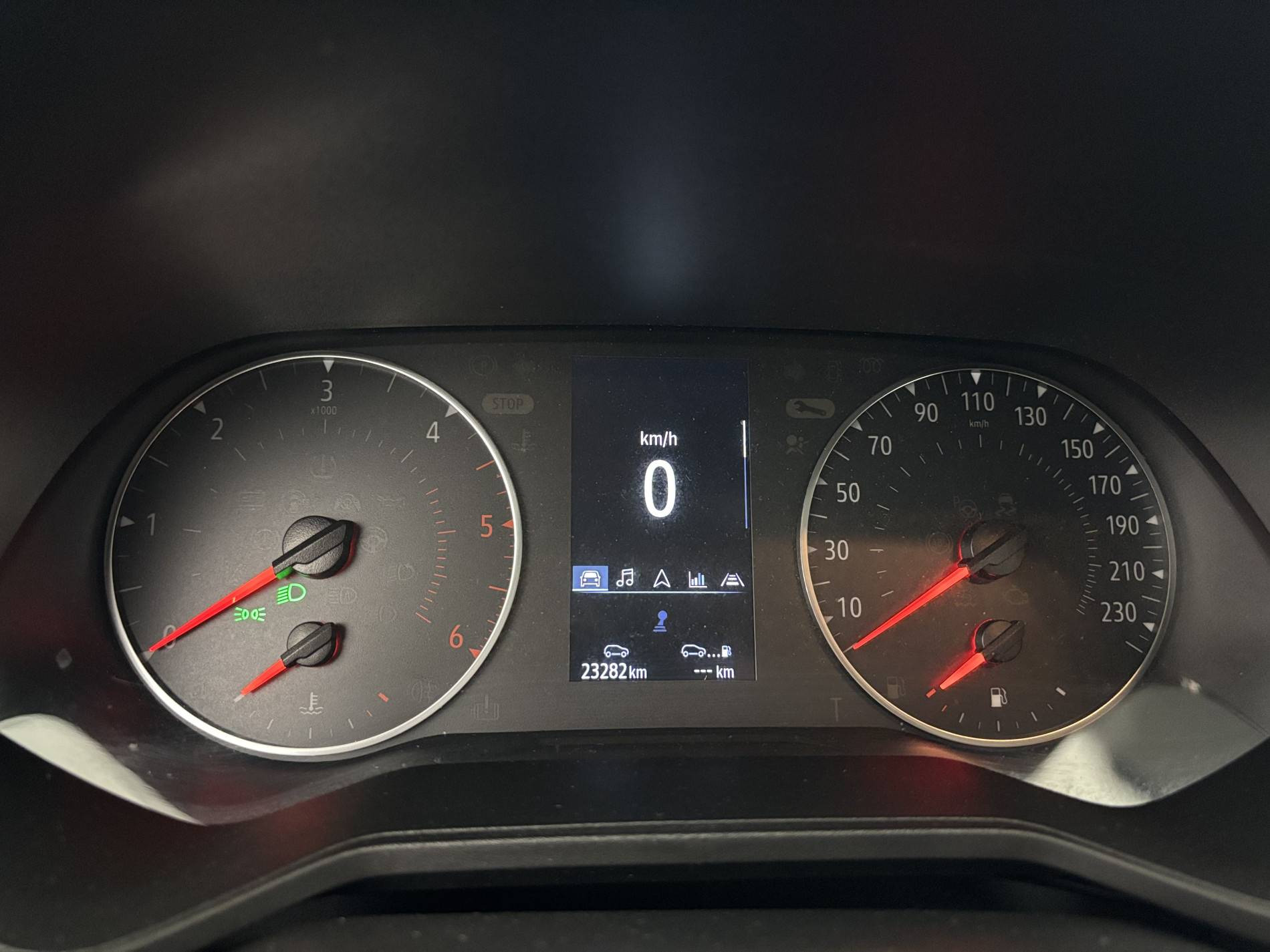 Vente en ligne Renault Clio 5 Clio Blue dCi 100 - 21N au prix de 15 390 €