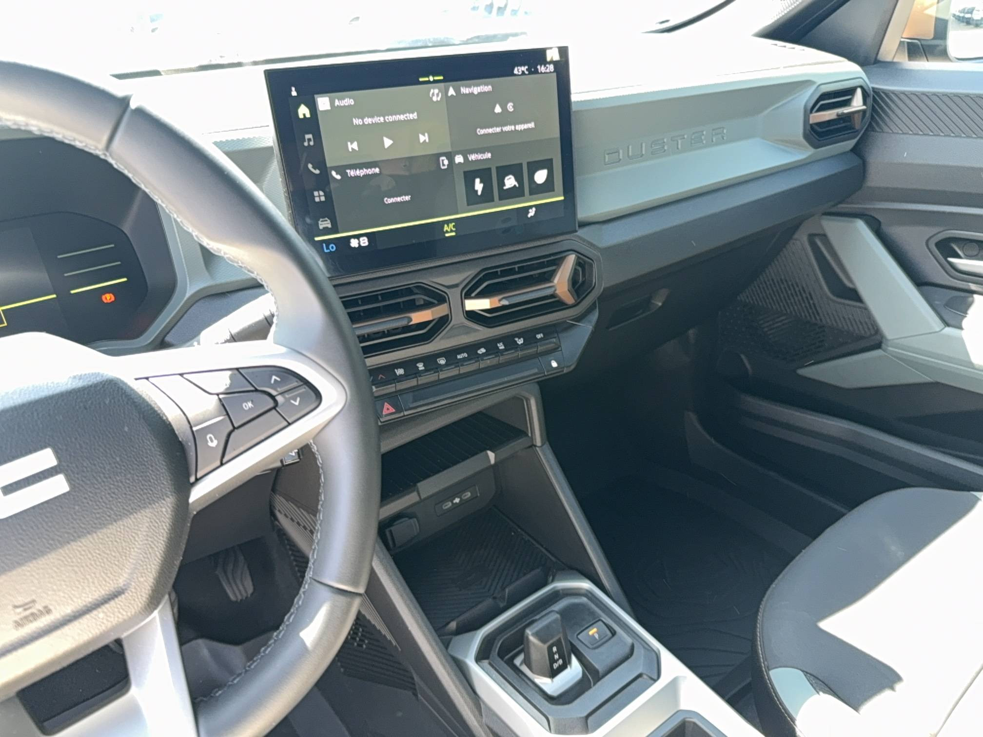 Vente en ligne Dacia Duster  Hybrid 140 au prix de 26 990 €