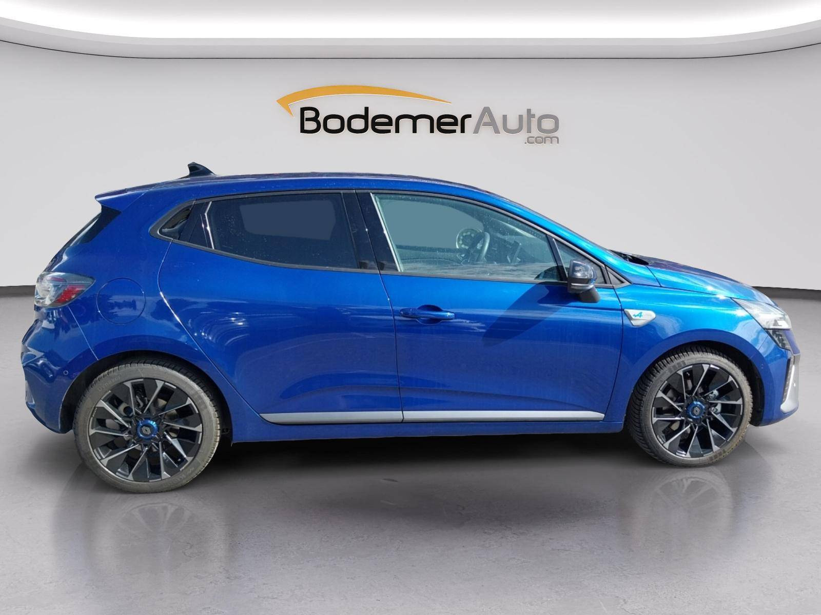 Vente en ligne Renault Clio 5 Clio E-Tech full hybrid 145 au prix de 21 490 €