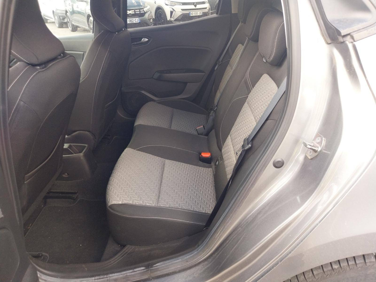 Vente en ligne Renault Clio 5 Clio TCe 90 au prix de 13 990 €