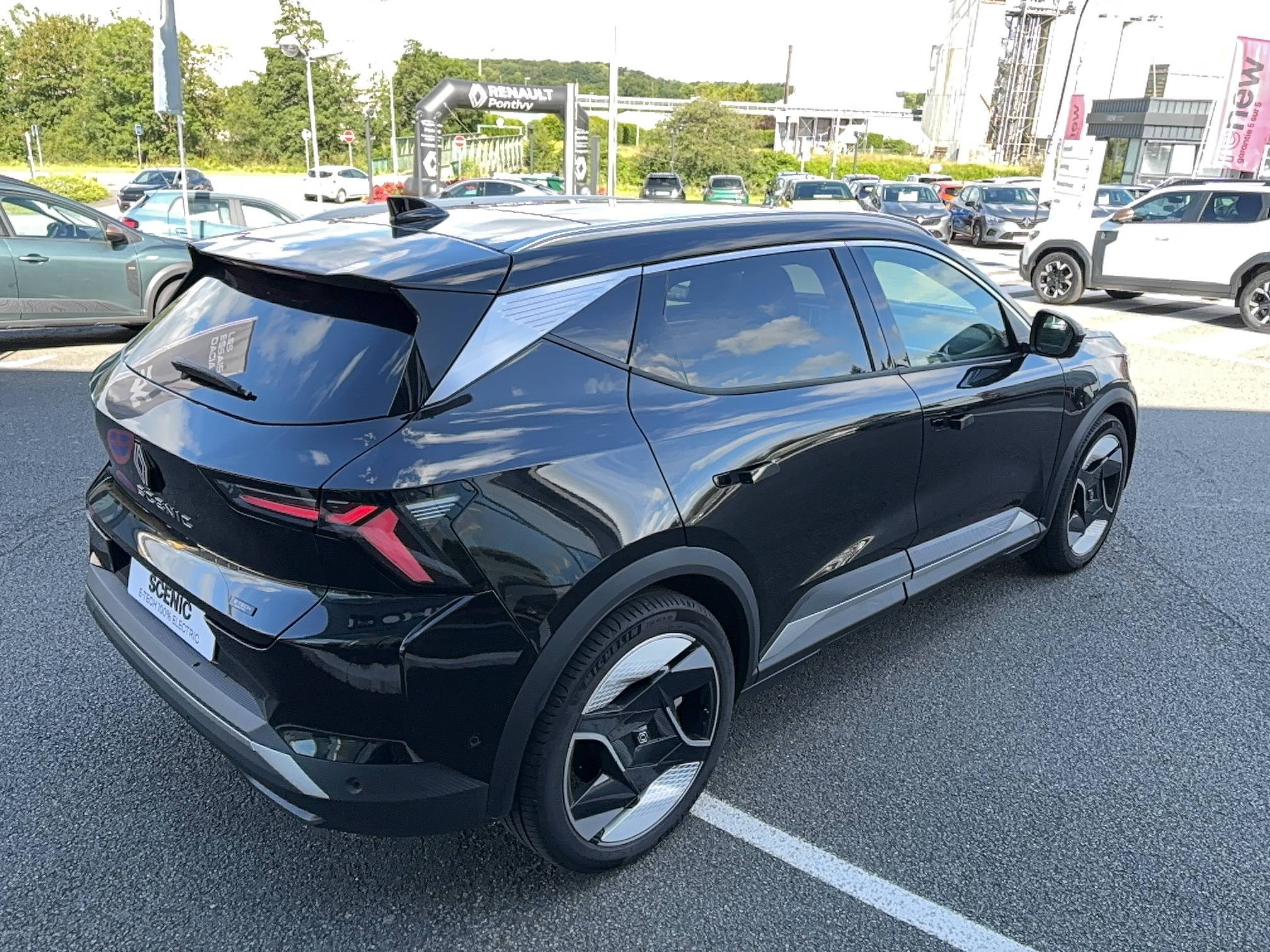 Vente en ligne Renault Scenic E-Tech Scenic E-Tech électrique 220 ch grande autonomie au prix de 47 900 €