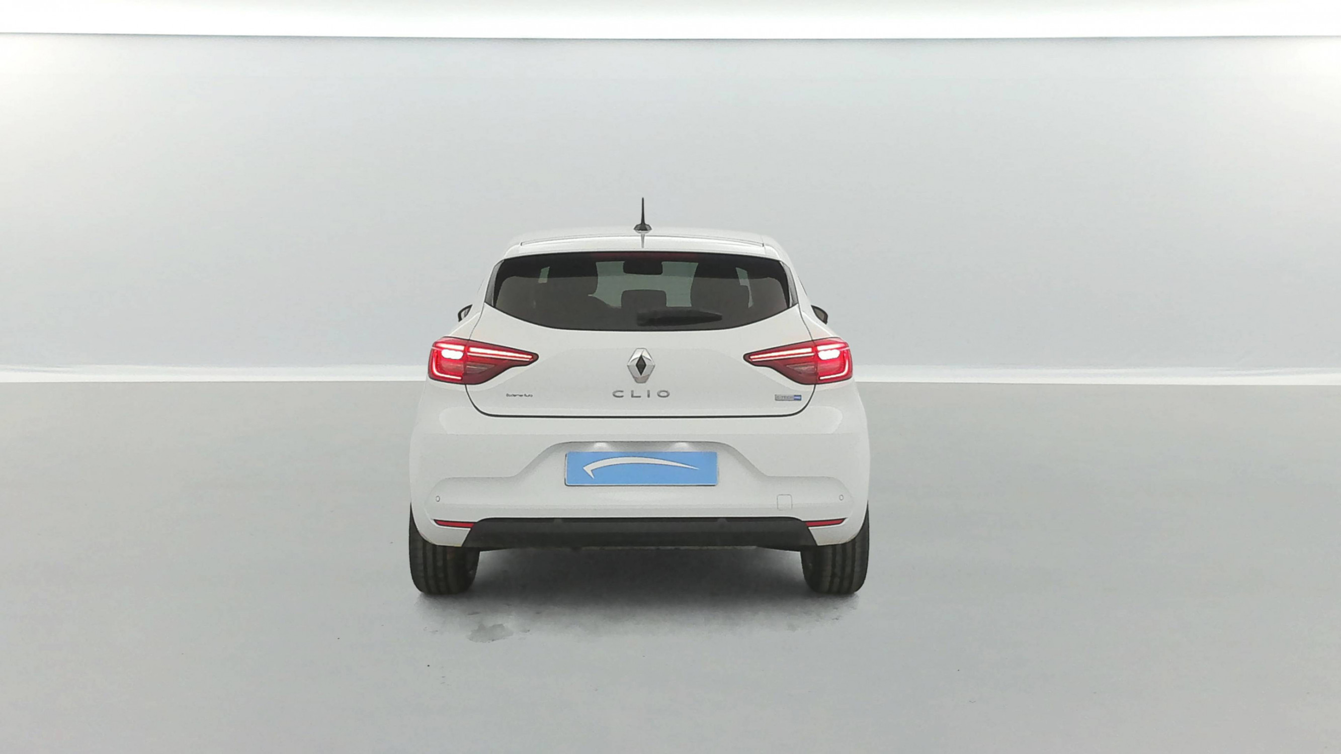 Vente en ligne Renault Clio 5 Clio E-Tech full hybrid 145 au prix de 17 590 €