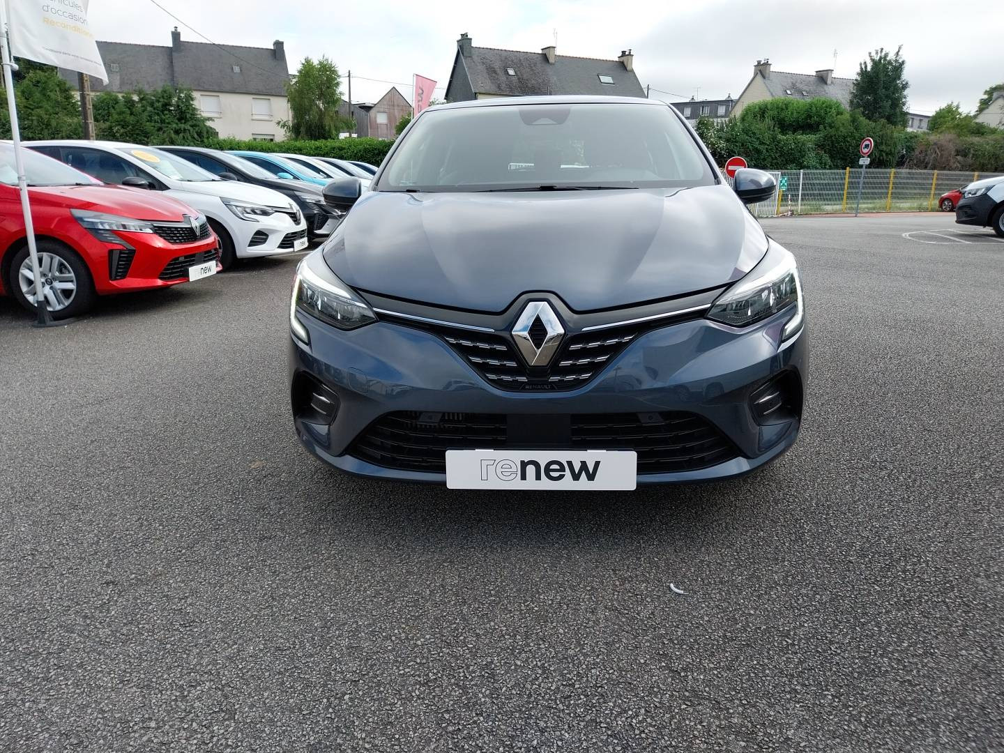Vente en ligne Renault Clio 5 Clio TCe 100 GPL - 21N au prix de 14 490 €
