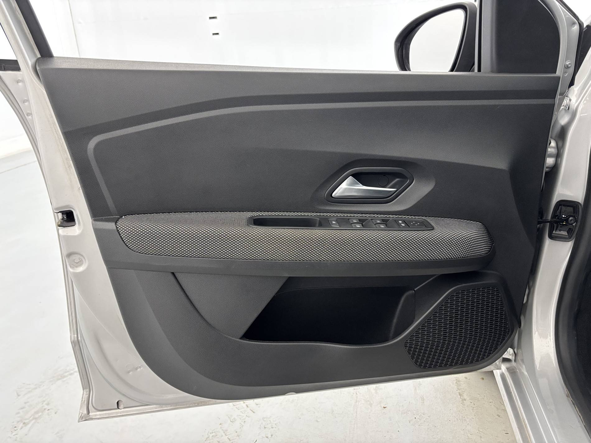 Vente en ligne Dacia Sandero  SCe 65 - 22 au prix de 12 790 €