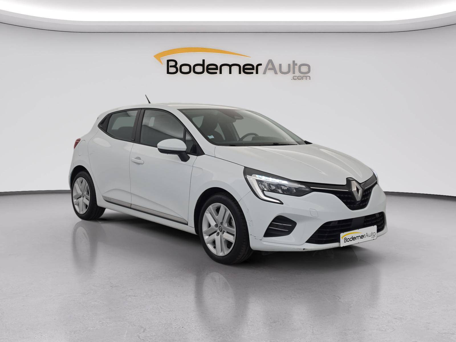 Vente en ligne Renault Clio 5 Clio E-Tech 140 au prix de 13 990 €