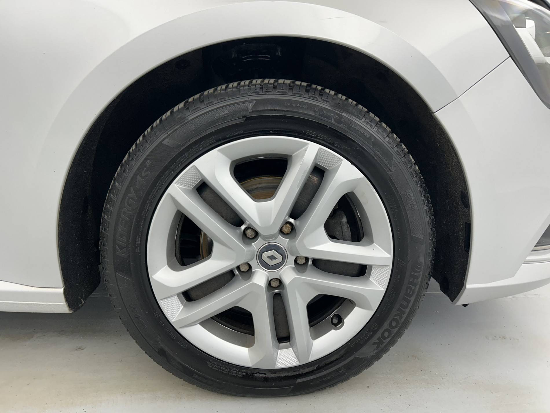 Vente en ligne Renault Megane 4 Estate Mégane IV Estate Blue dCi 115 EDC au prix de 12 090 €