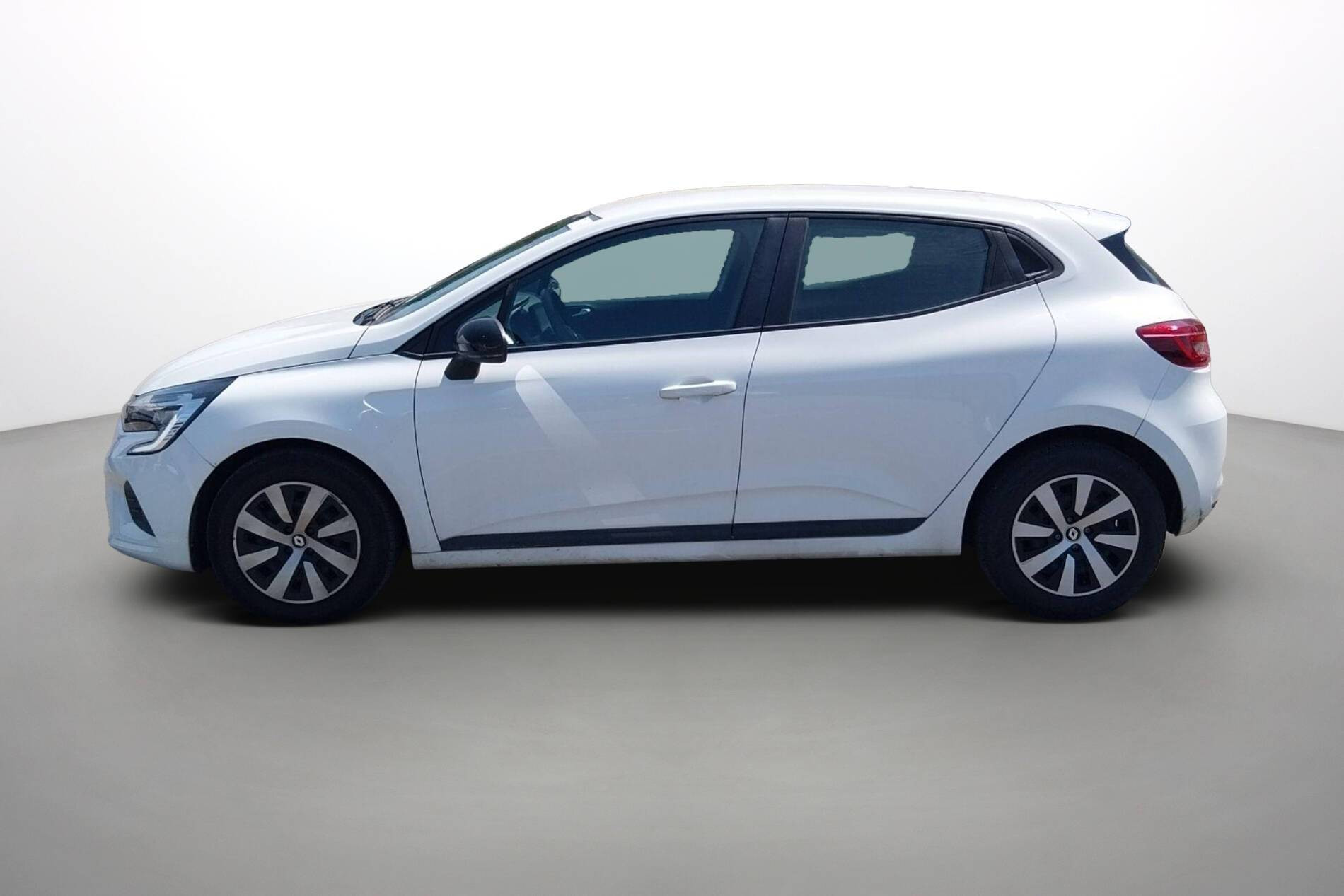 Vente en ligne Renault Clio 5 Clio TCe 90 au prix de 13 790 €