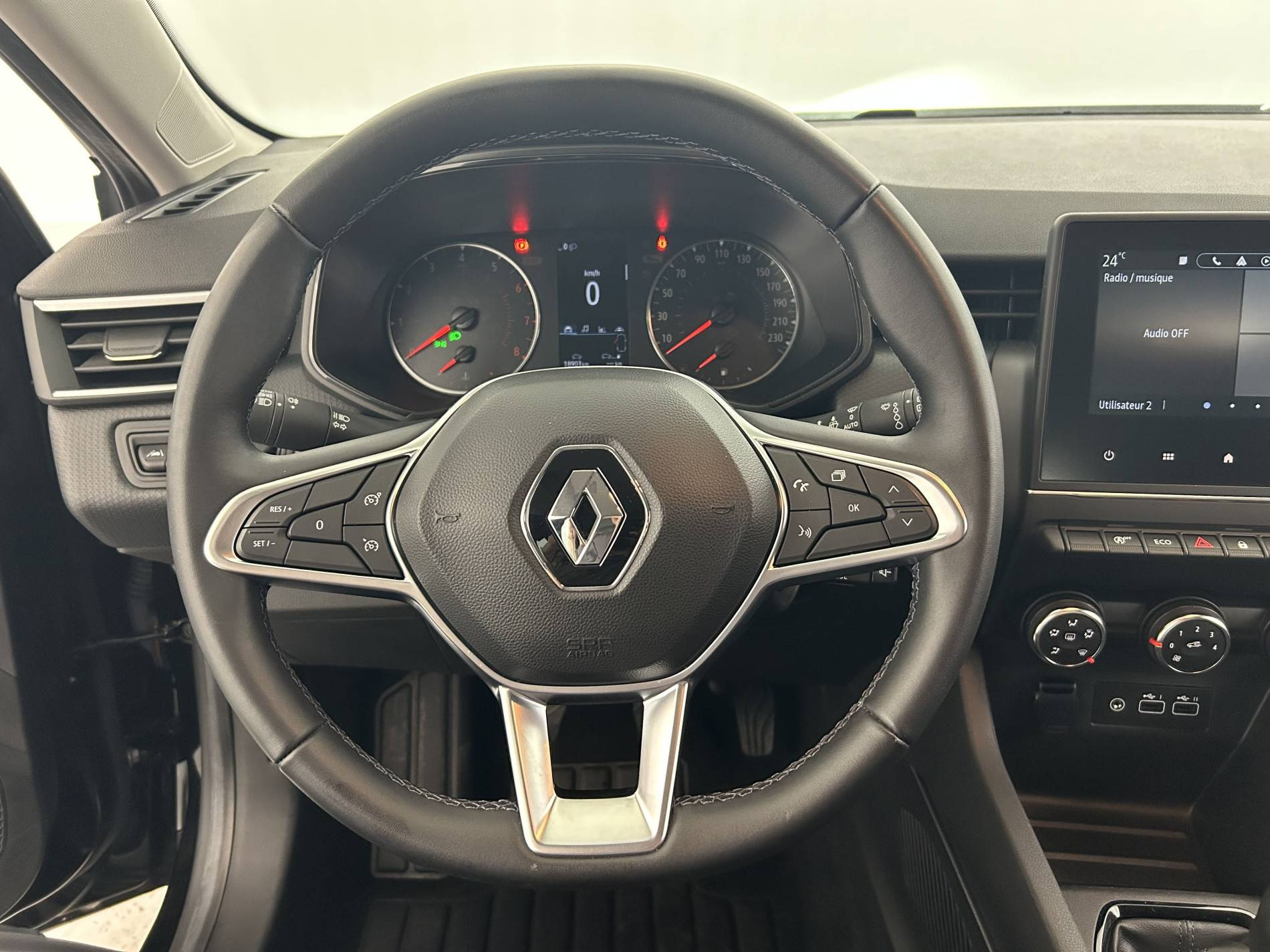 Vente en ligne Renault Clio 5 Clio TCe 90 au prix de 14 990 €