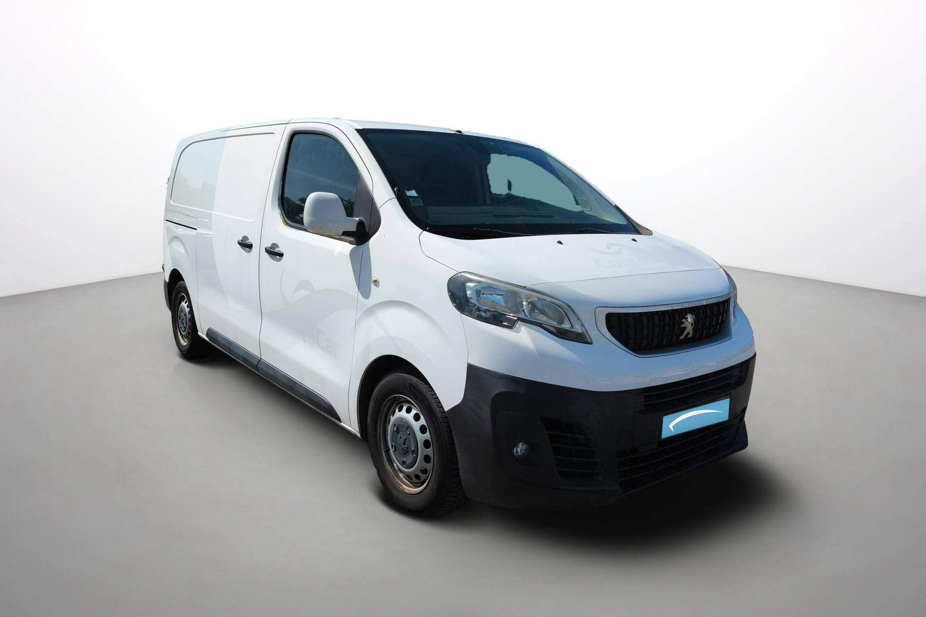 Vente en ligne Peugeot Expert EXPERT FGN TOLE STANDARD BLUEHDI 115 S&S BVM6 au prix de 15 490 €