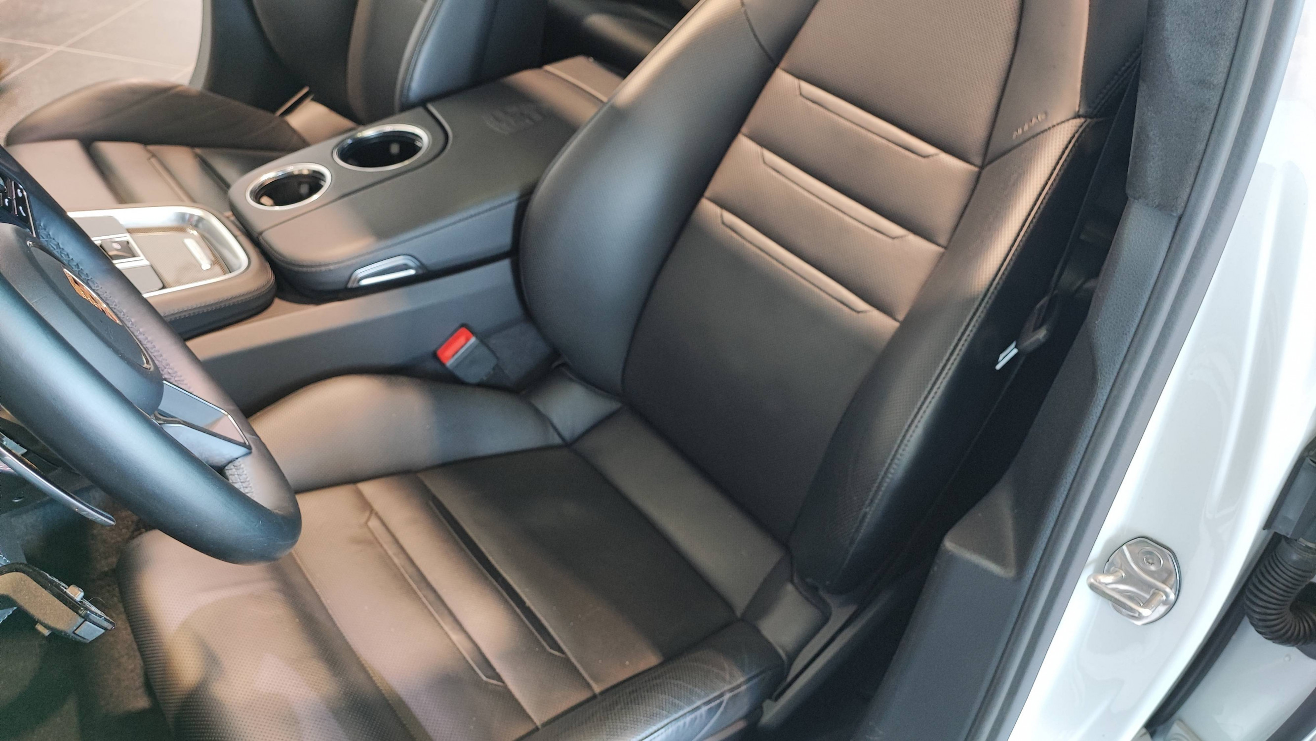 Vente en ligne Porsche Panamera  Turbo S V8 4.0 680 au prix de 99 990 €
