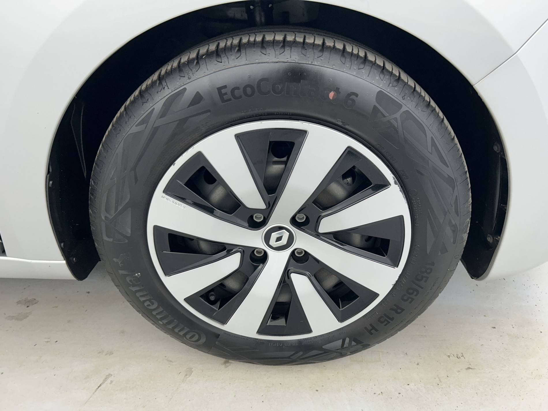 Vente en ligne Renault Clio 5 Clio TCe 90 au prix de 14 290 €