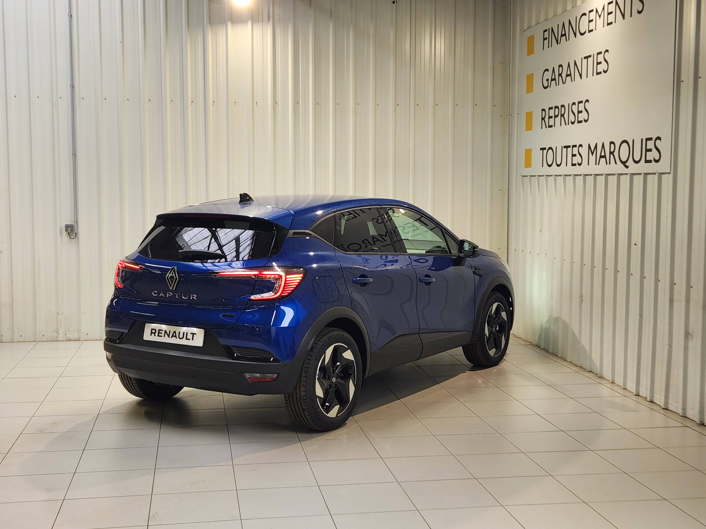 Vente en ligne Renault Captur  E-Tech full hybrid 160 ch au prix de 29 550 €