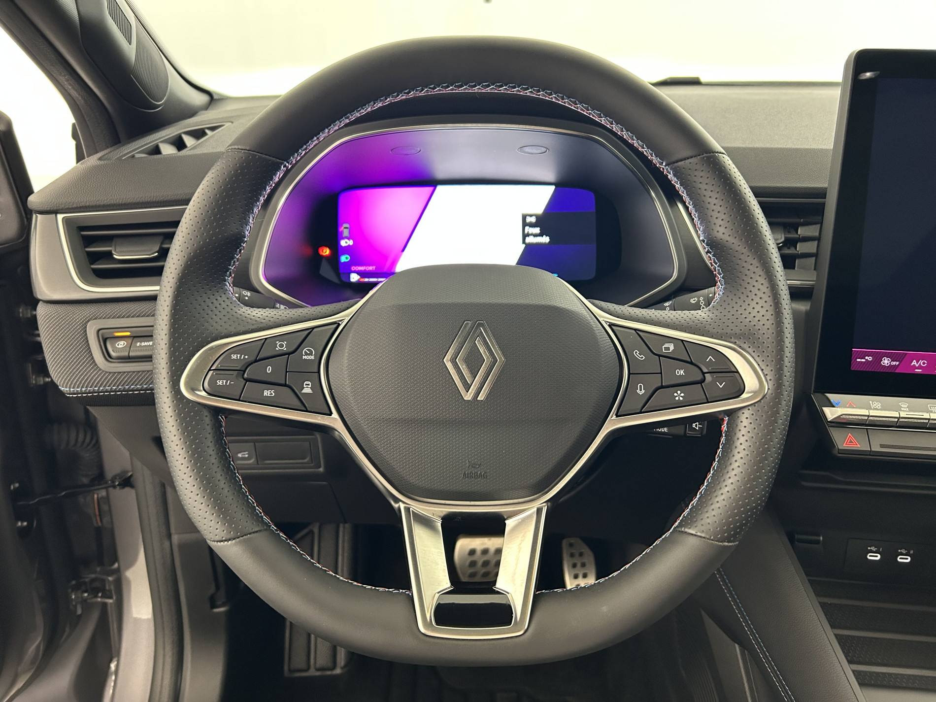 Vente en ligne Renault Symbioz  E-Tech full hybrid 145 au prix de 28 790 €
