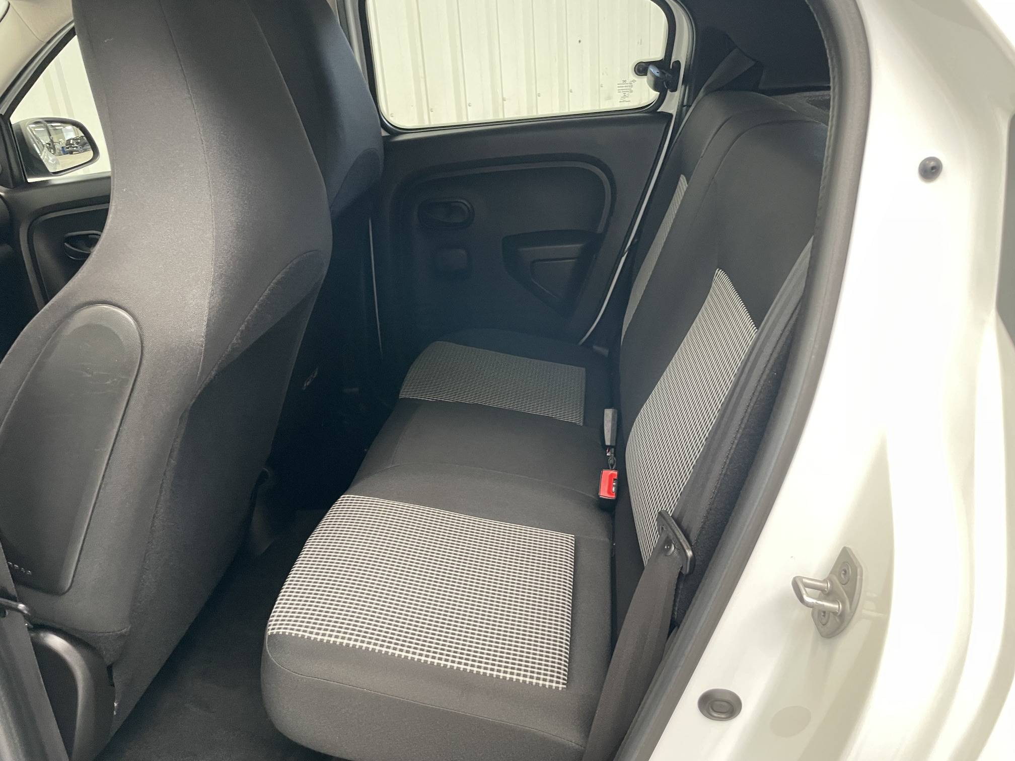 Vente en ligne Renault Twingo 3  SCe 65 - 20 au prix de 10 290 €