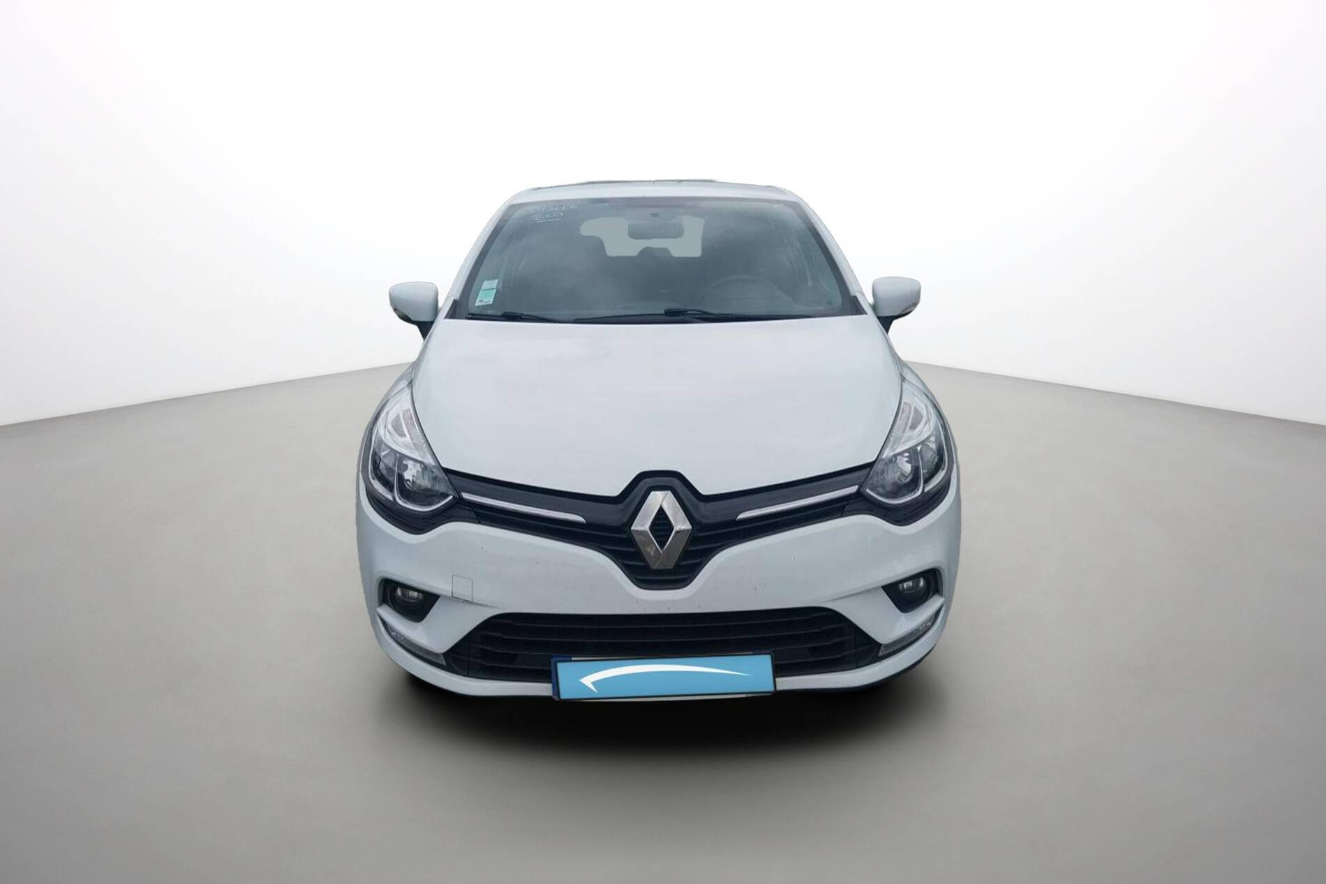 Vente en ligne Renault Clio 4 Clio dCi 75 E6C au prix de 10 490 €