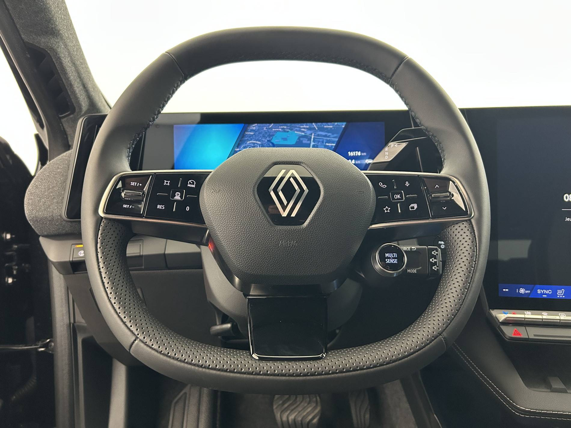 Vente en ligne Renault Scenic E-Tech  220 ch grande autonomie au prix de 37 890 €