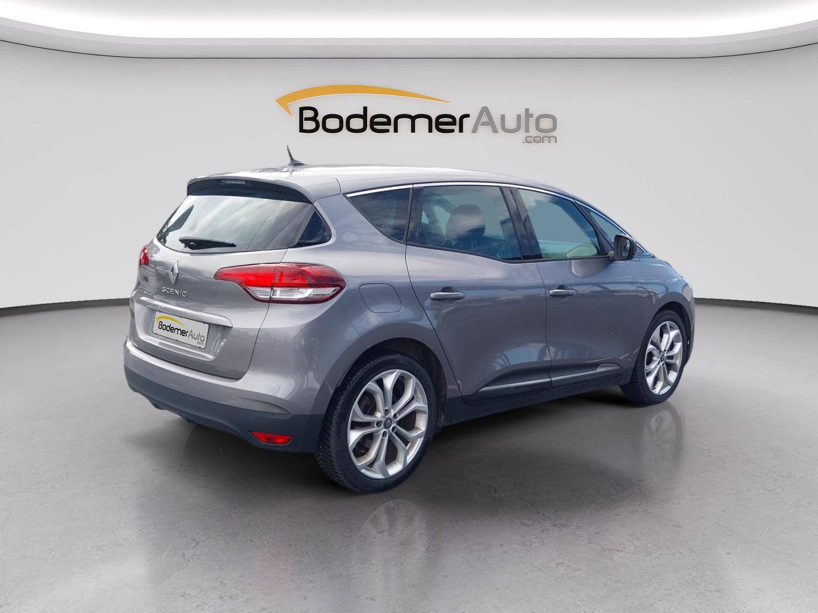 Vente en ligne Renault Scenic 4 Scenic Blue dCi 120 au prix de 14 990 €
