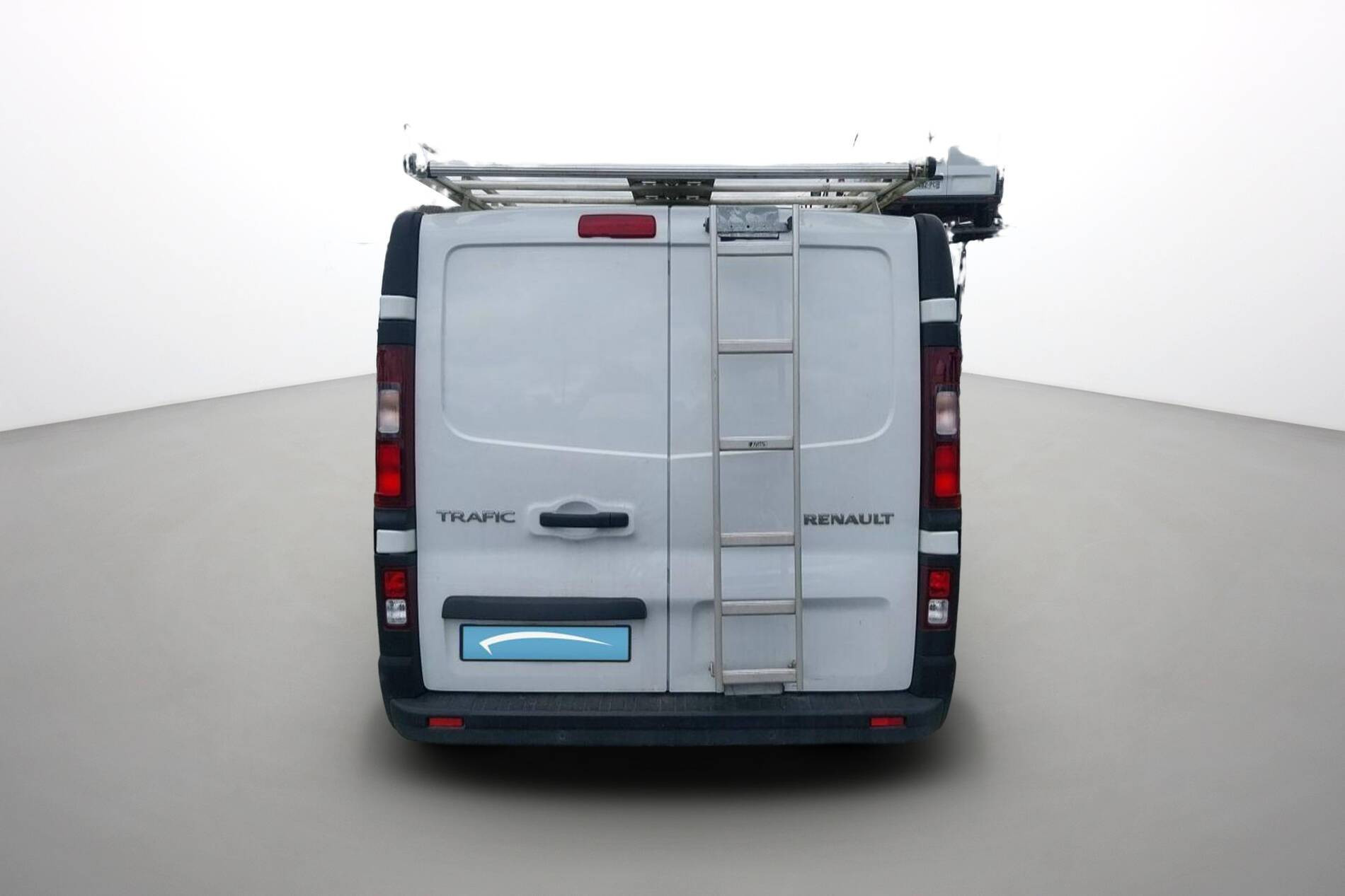 Vente en ligne Renault Trafic 3 Fourgon TRAFIC FGN L1H1 2800 KG BLUE DCI 110 au prix de 21 590 €