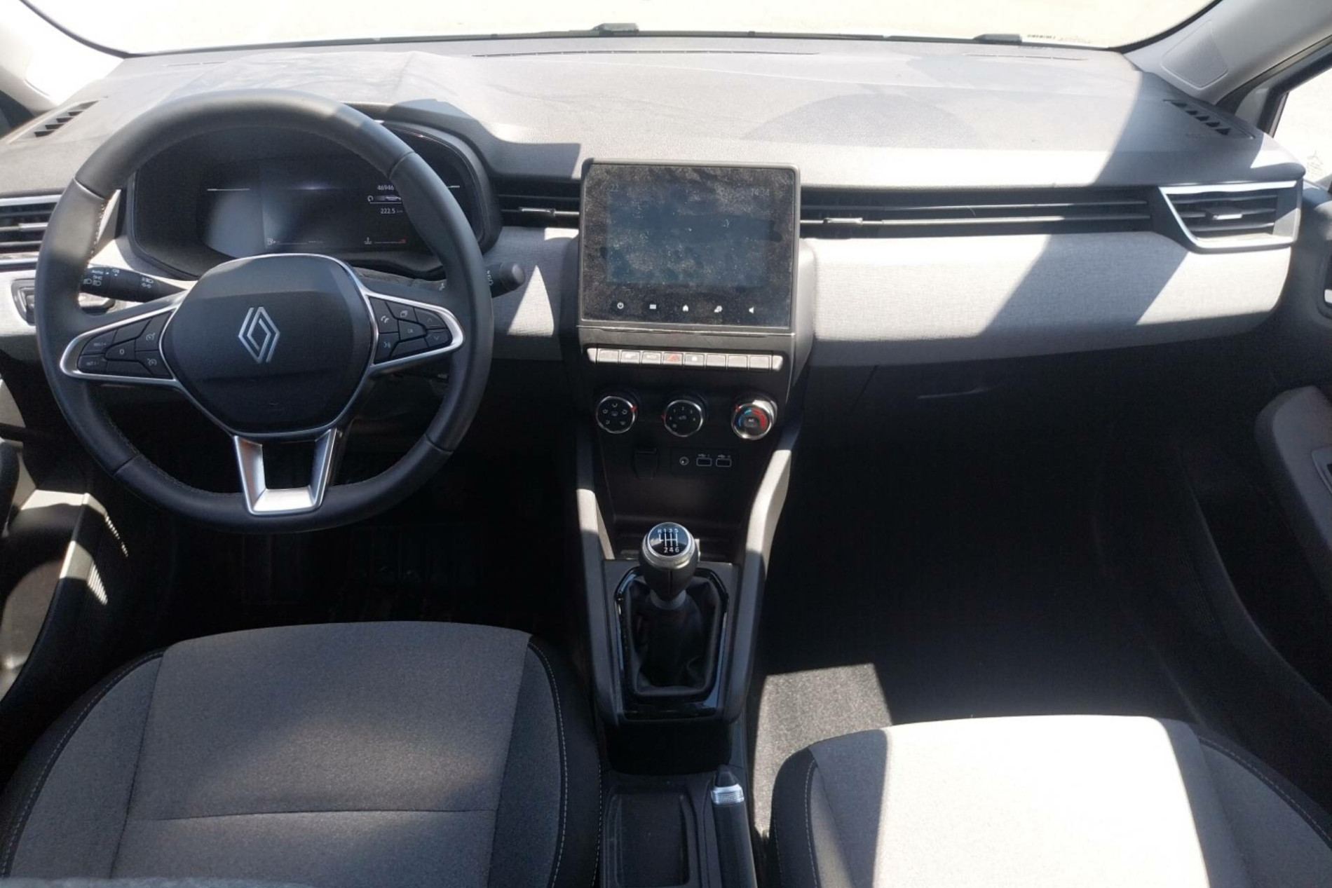 Vente en ligne Renault Clio 5 Clio TCe 90 au prix de 14 491 €