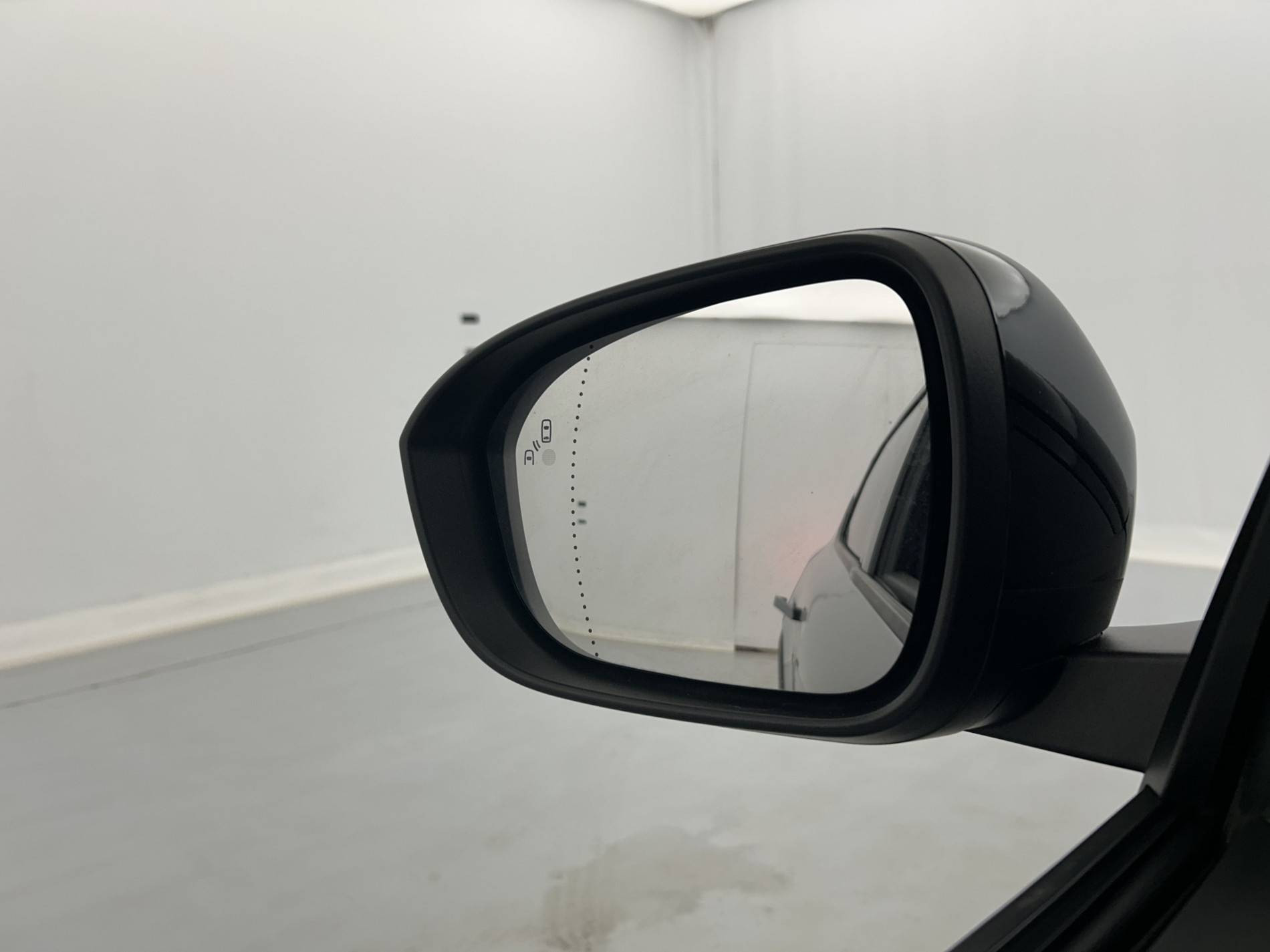 Vente en ligne Renault Scenic E-Tech Scenic E-Tech électrique 220 ch grande autonomie au prix de 42 490 €