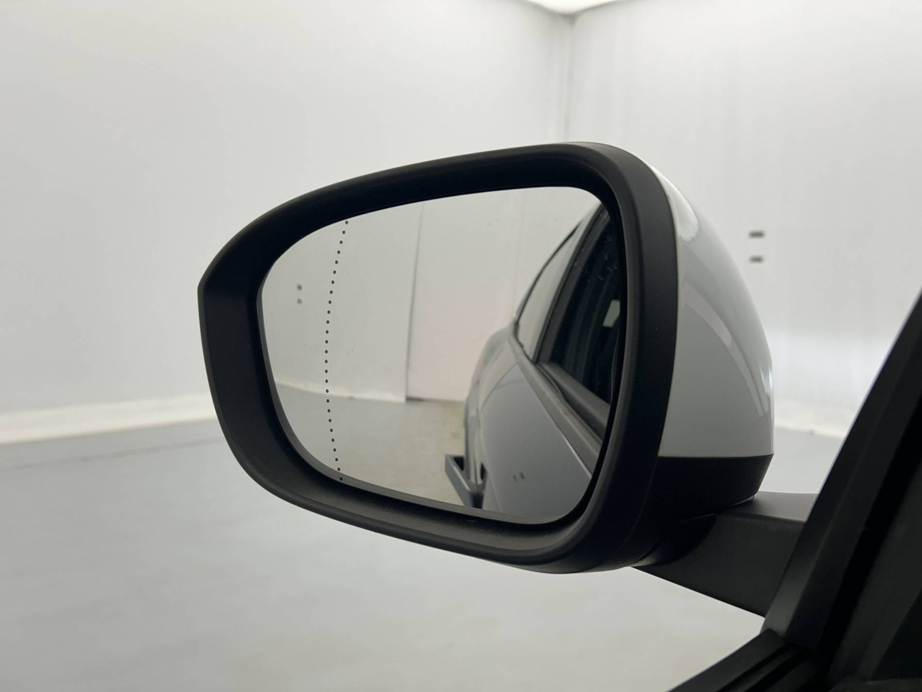 Vente en ligne Renault Megane E-Tech  EV40 130ch standard charge au prix de 20 990 €