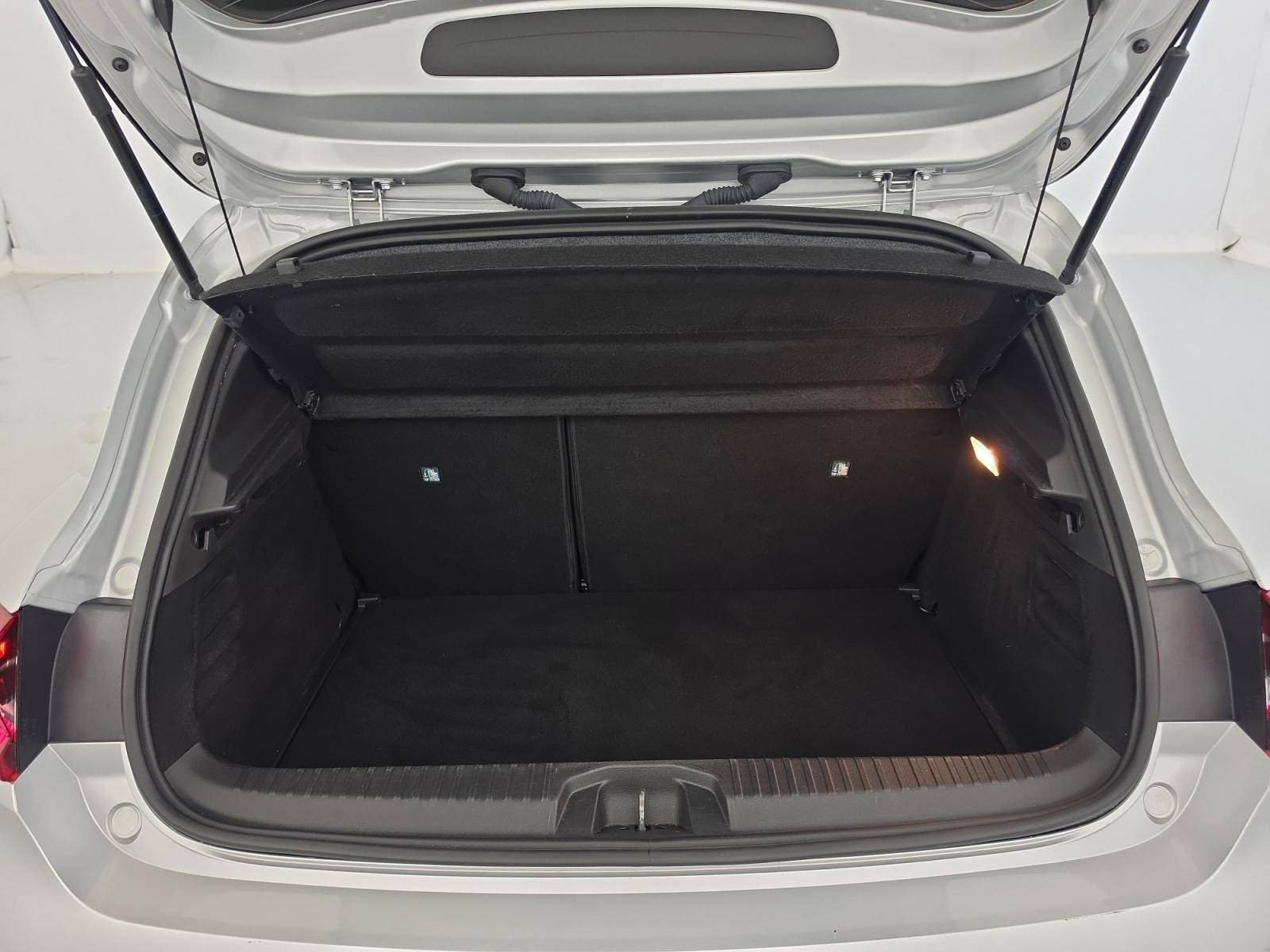 Vente en ligne Renault Clio 5 Clio TCe 90 au prix de 15 900 €