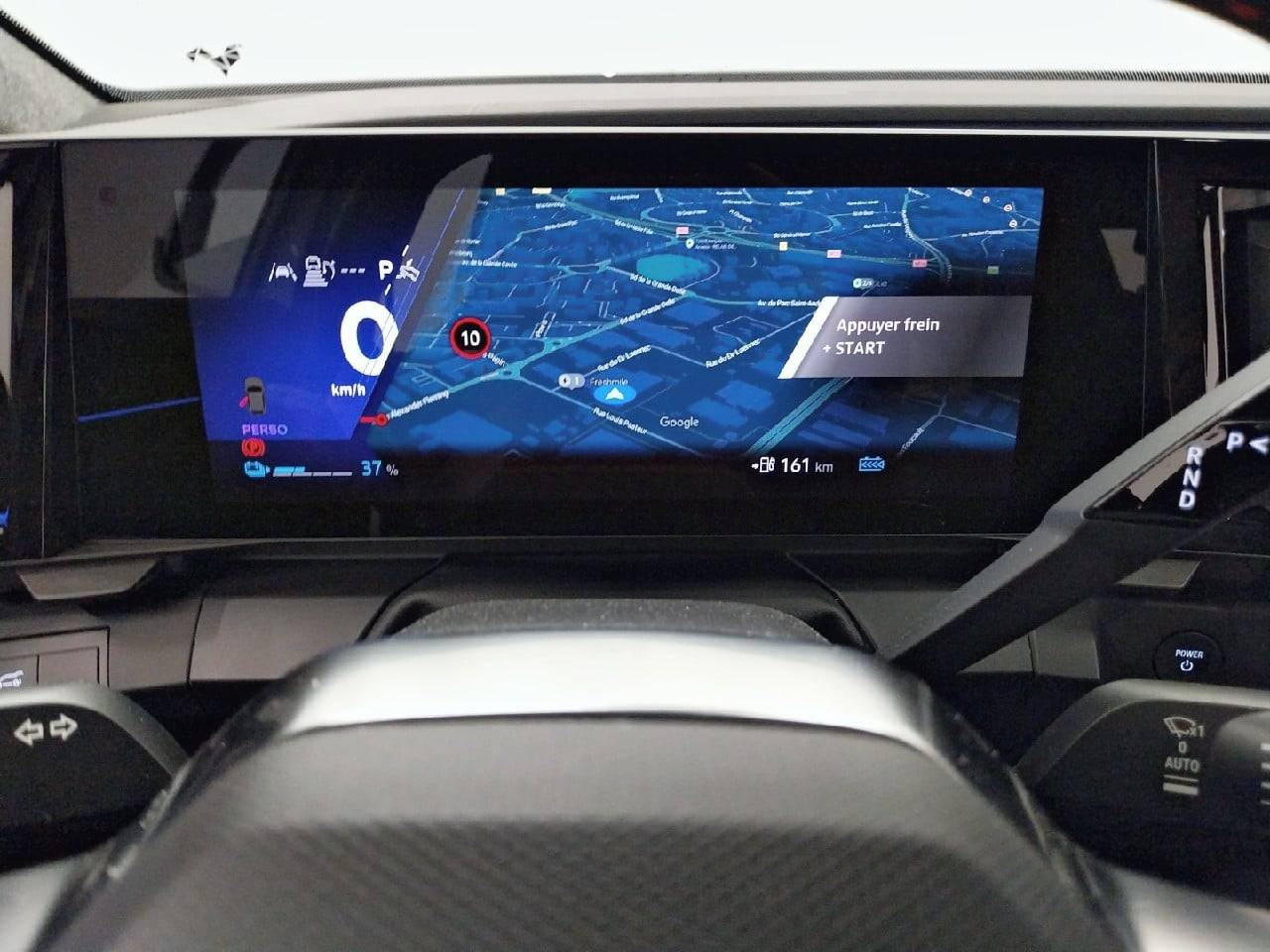 Vente en ligne Renault Scenic E-Tech  220 ch grande autonomie au prix de 40 500 €