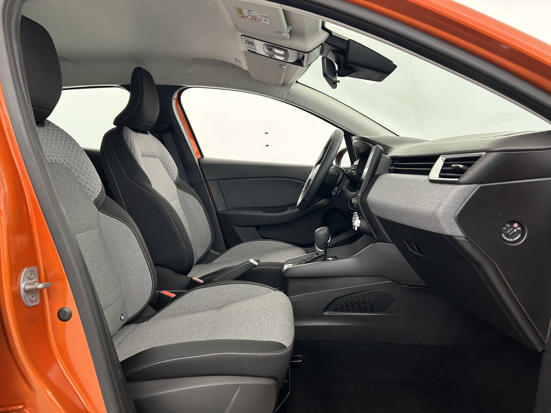 Vente en ligne Renault Clio 5 Clio E-Tech full hybrid 145 ch GSR2 au prix de 19 990 €