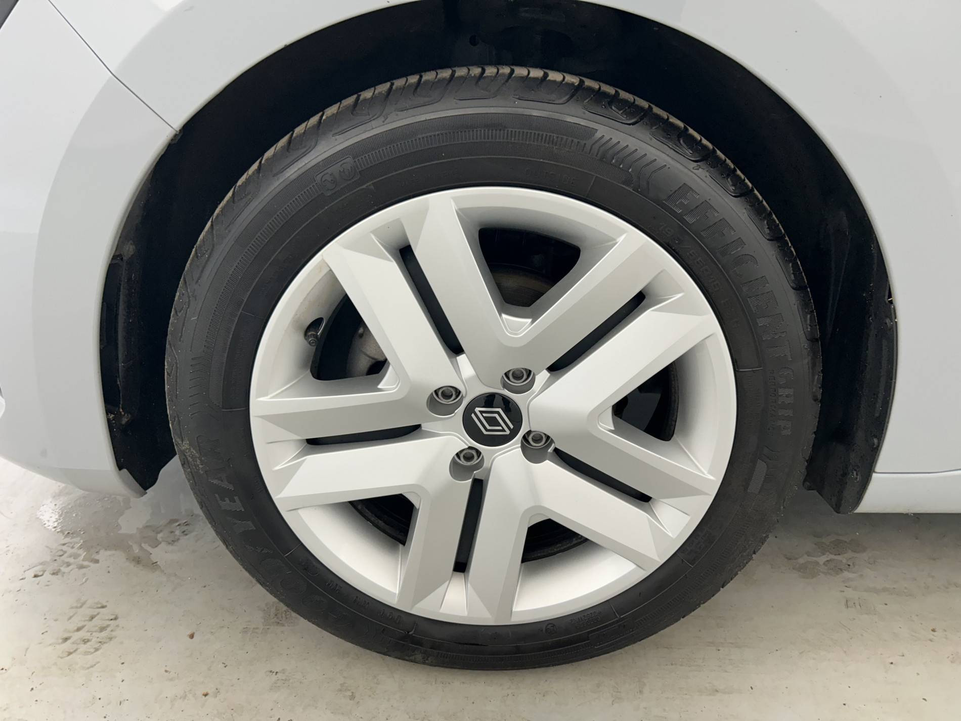 Vente en ligne Renault Clio 5 Clio TCe 90 ch GSR2 au prix de 15 790 €