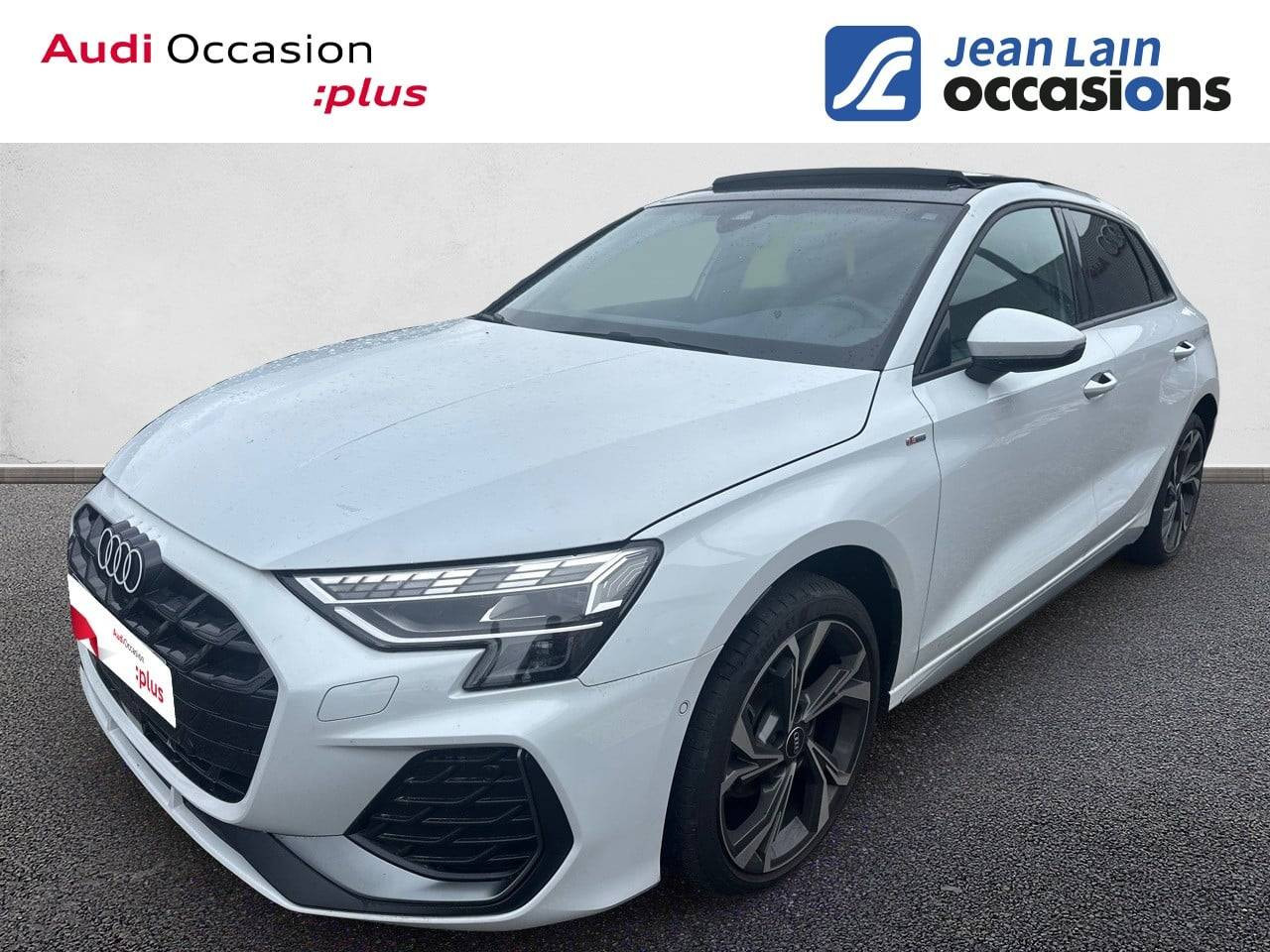 Vente en ligne AUDI A3 SPORTBACK A3 Sportback TDI 150 S tronic 7 S line de 2025 au prix de 38 990 €