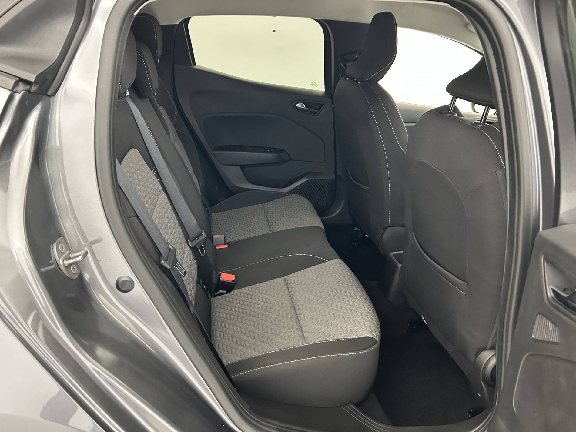 Vente en ligne Renault Clio 5 Clio TCe 90 au prix de 14 490 €