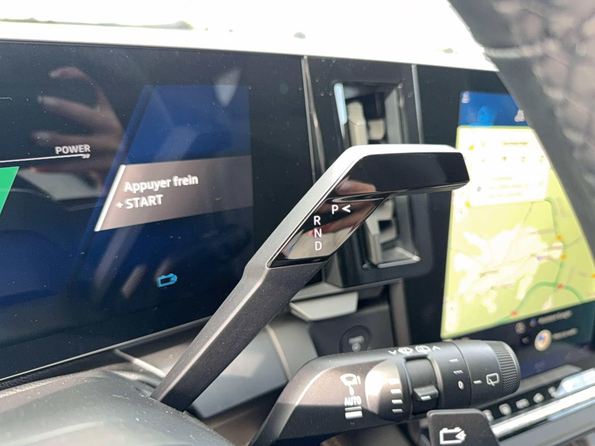 Vente en ligne Renault Scenic E-Tech Scenic E-Tech électrique 220 ch grande autonomie au prix de 46 990 €
