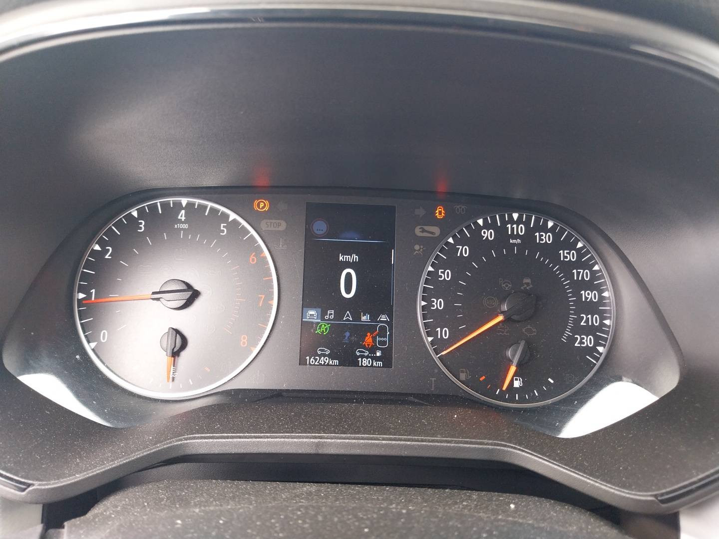 Vente en ligne Renault Clio 5 Clio TCe 90 au prix de 14 990 €