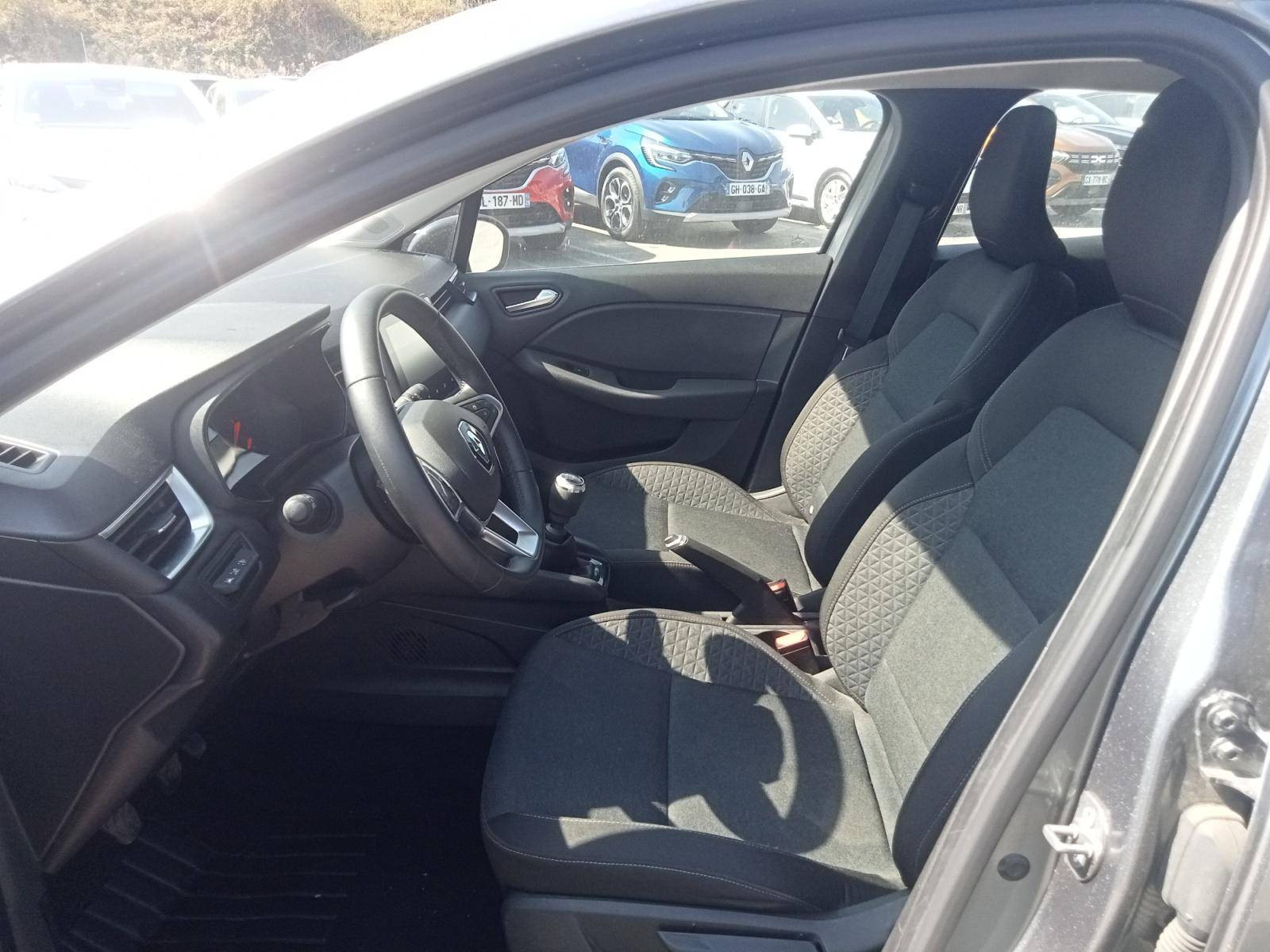 Vente en ligne Renault Clio 5 Clio TCe 90 au prix de 13 490 €
