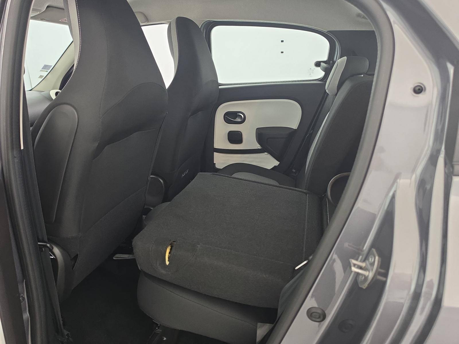 Vente en ligne Renault Twingo Electrique Twingo III E-Tech au prix de 12 990 €
