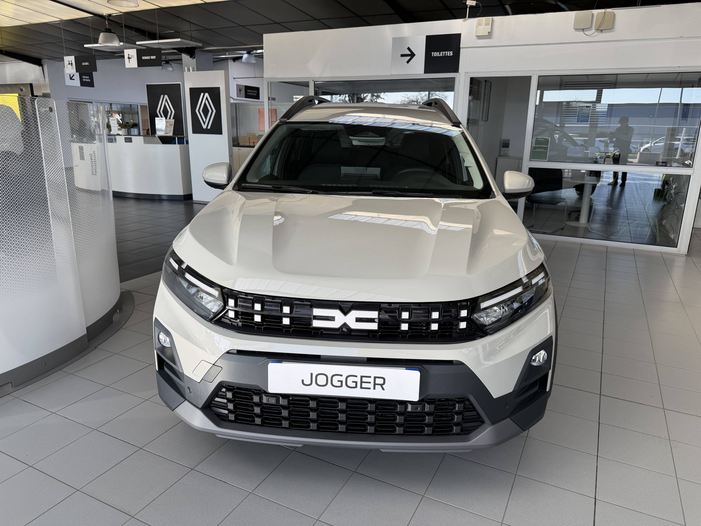 Dacia Jogger  155 7 pl occasion de 2026 en vente à Lannion