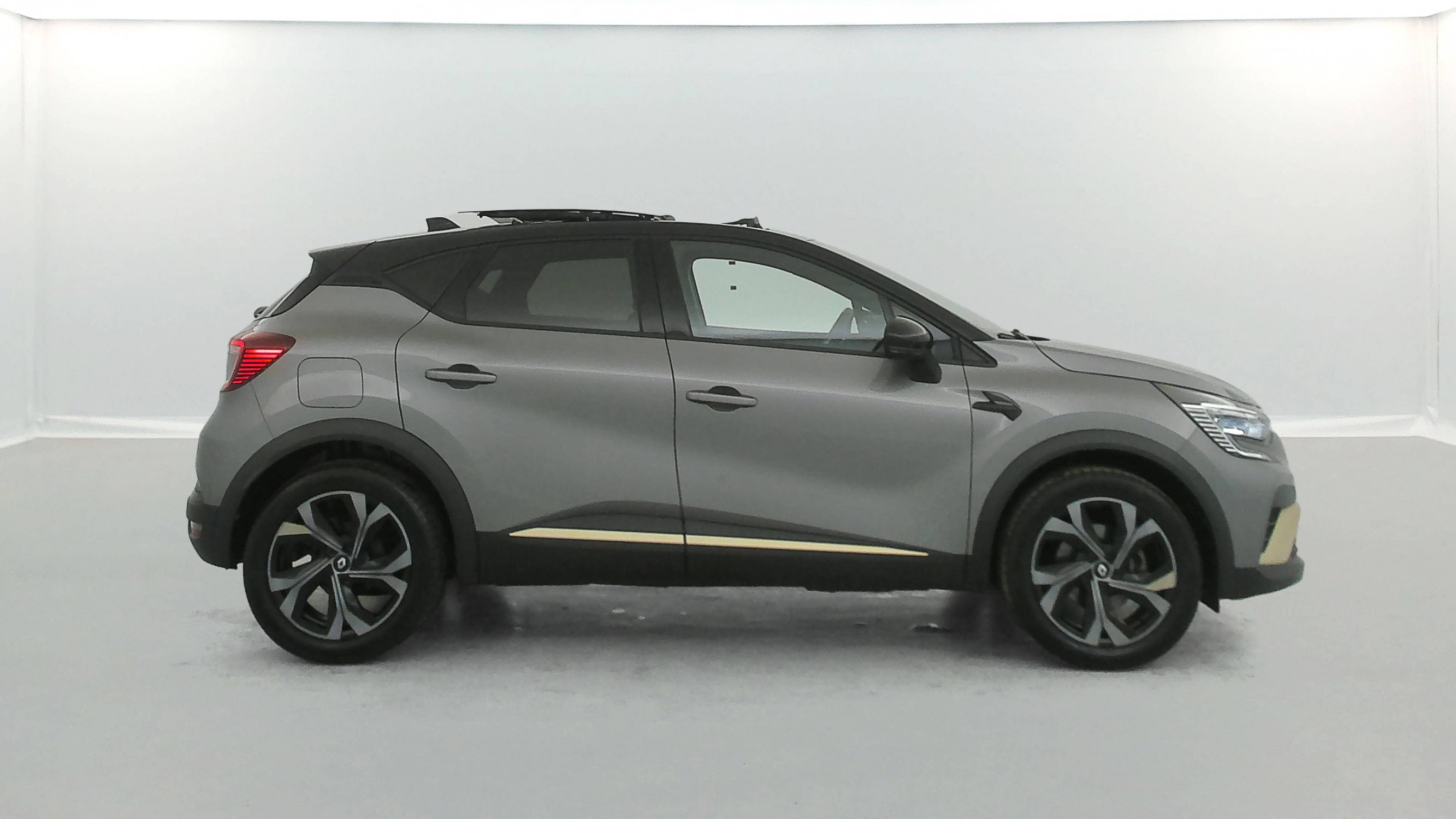 Vente en ligne Renault Captur  E-Tech full hybrid 145 au prix de 21 990 €