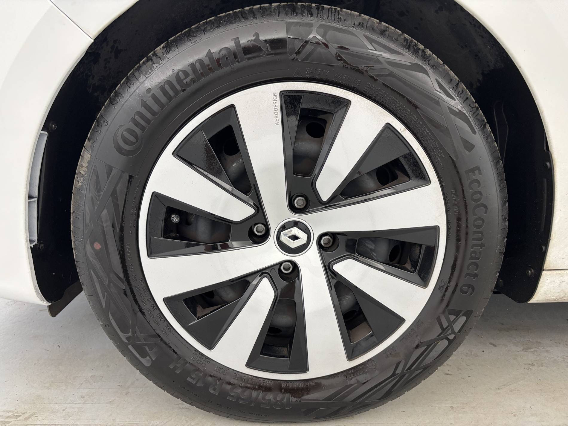 Vente en ligne Renault Clio 5 Clio TCe 90 au prix de 13 990 €