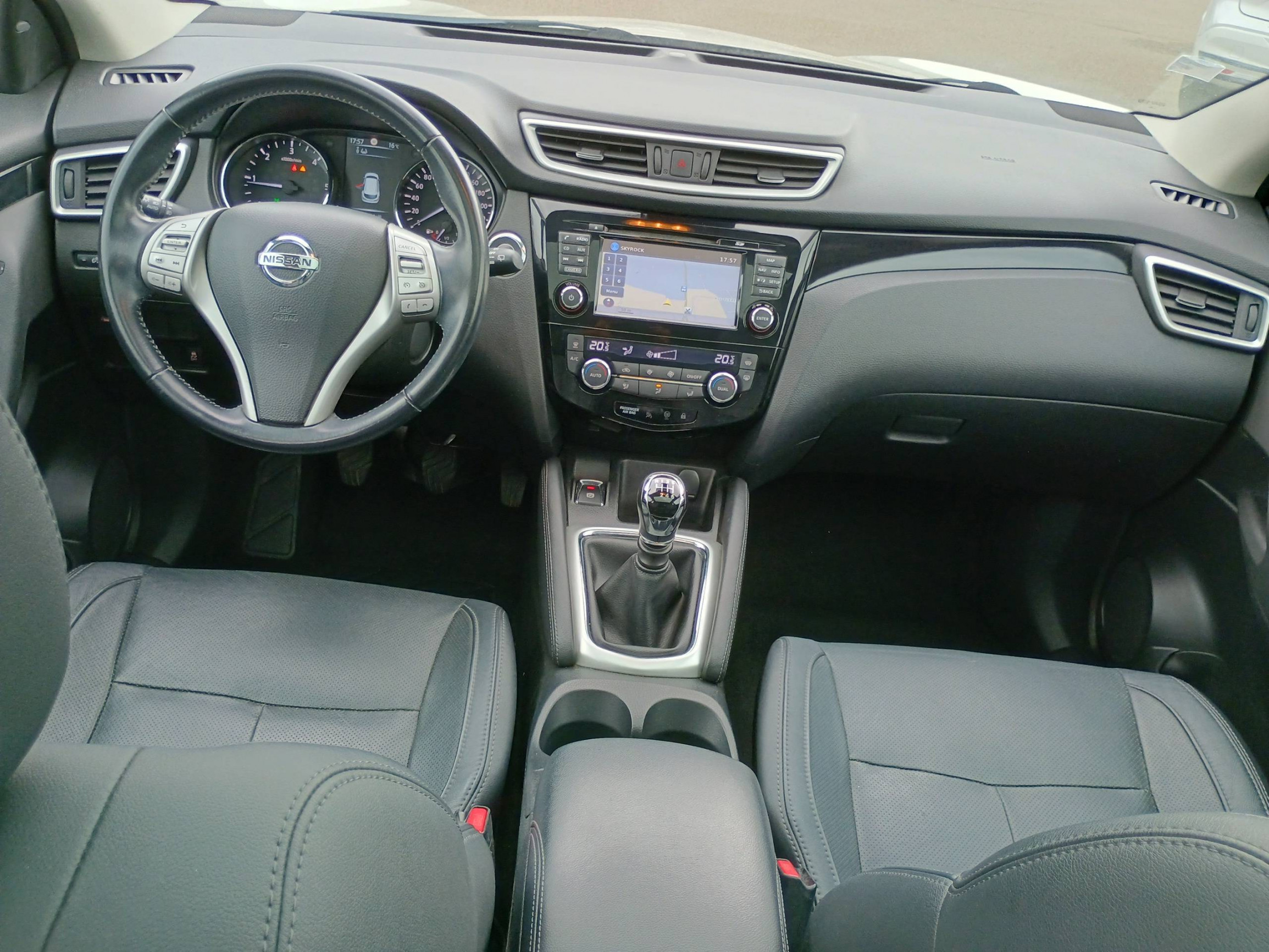 Vente en ligne Nissan Qashqai  1.5 dCi 110 au prix de 12 990 €