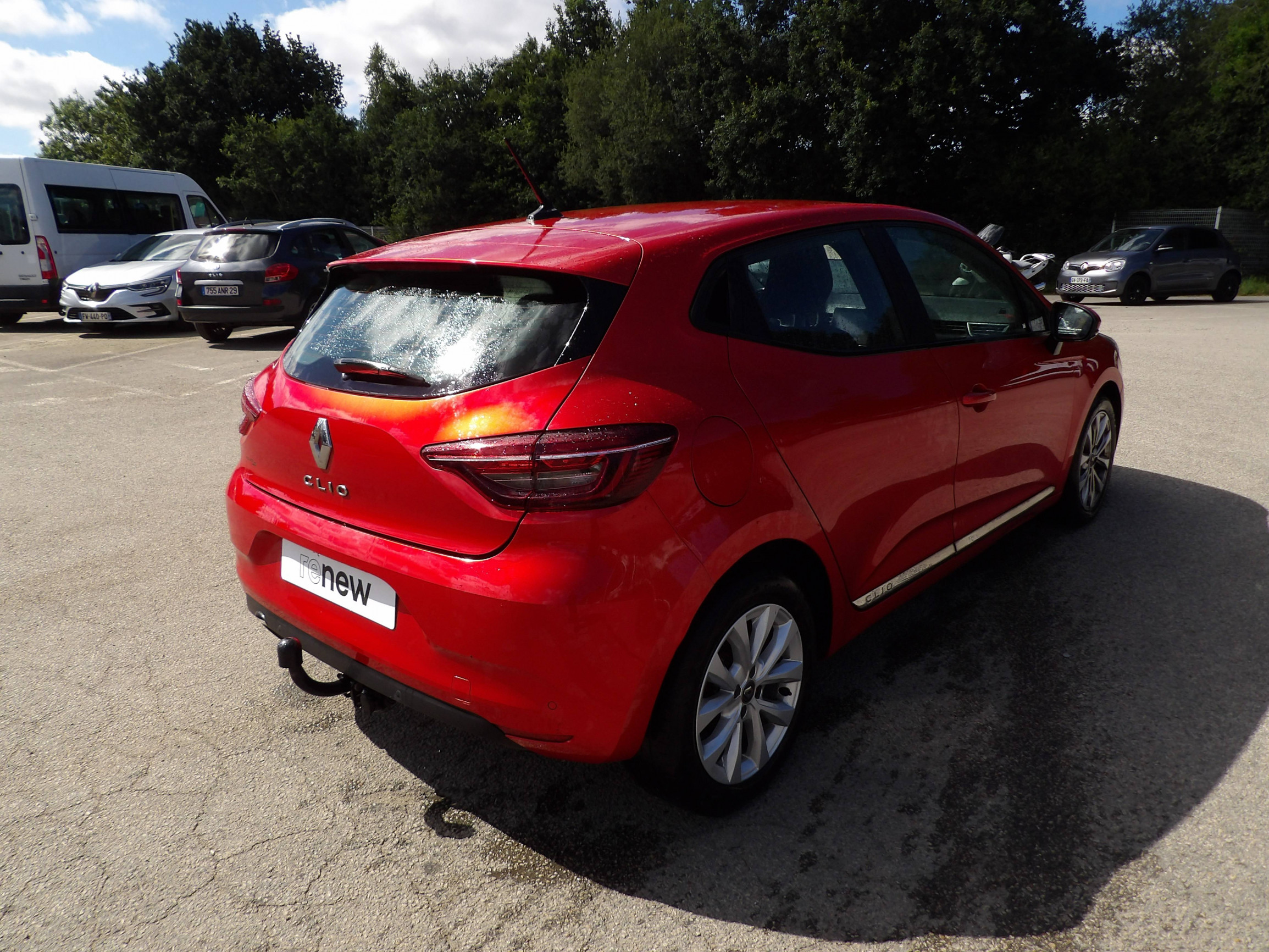 Vente en ligne Renault Clio 5 Clio TCe 100 GPL au prix de 11 490 €