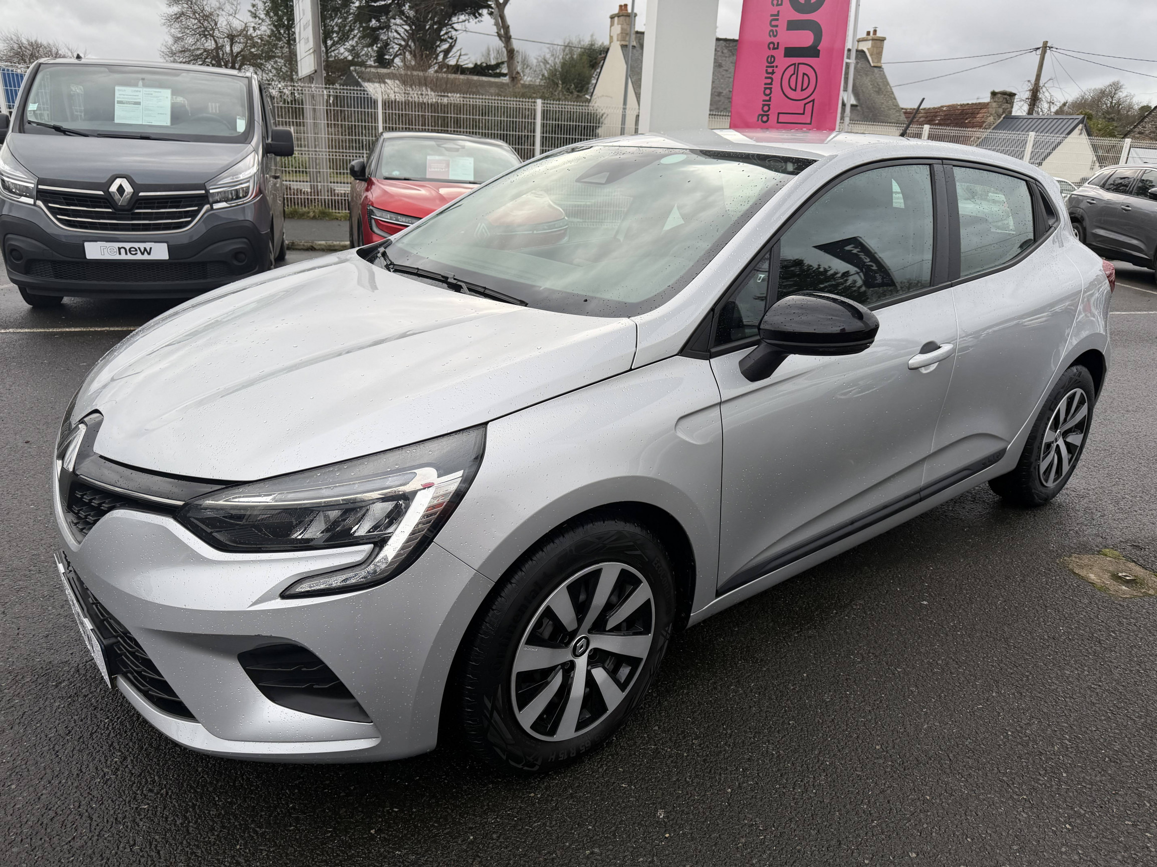 Vente en ligne Renault Clio 5 Clio TCe 90 au prix de 13 990 €