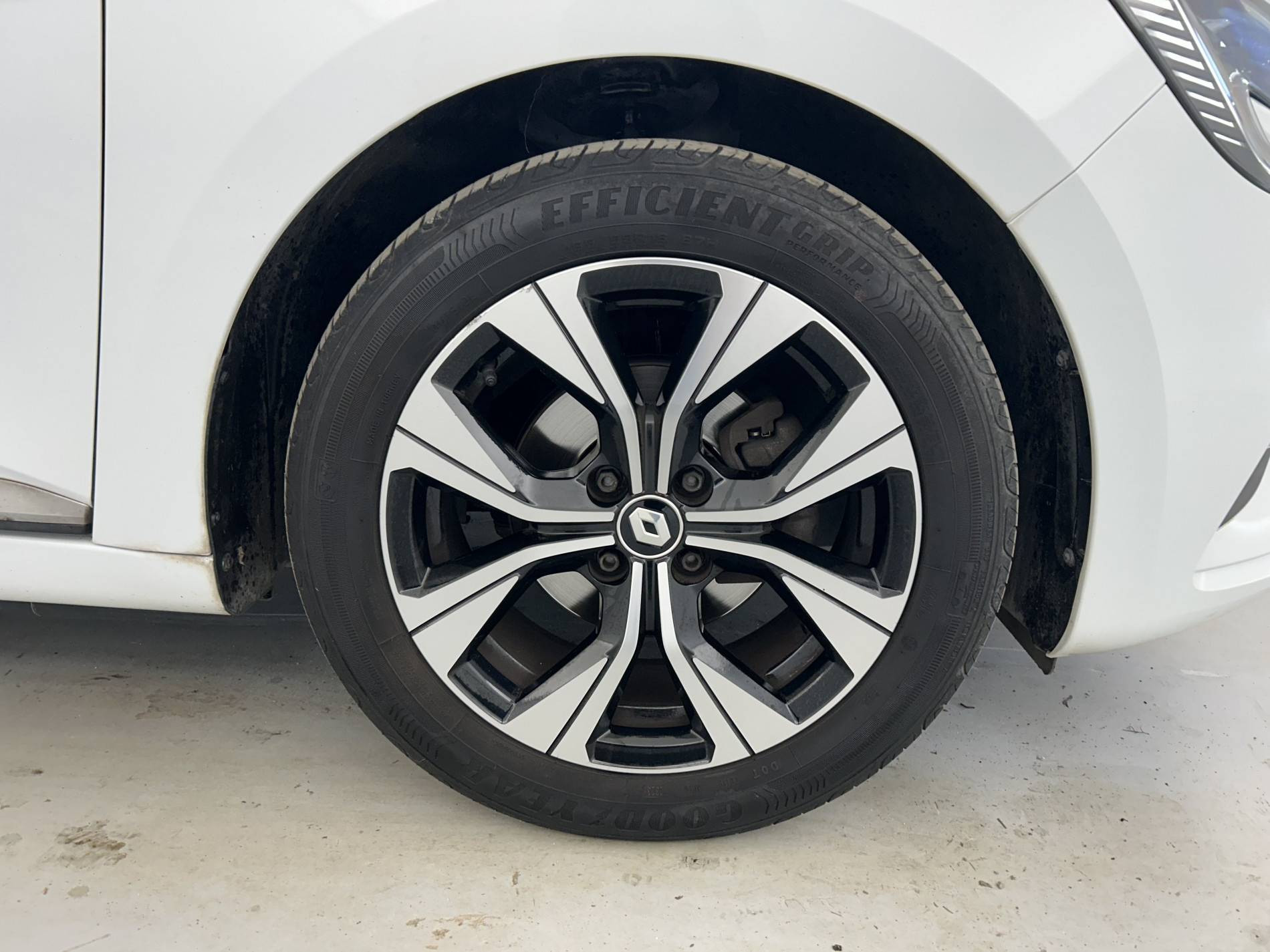 Vente en ligne Renault Clio 5 Clio SCe 65 au prix de 13 290 €