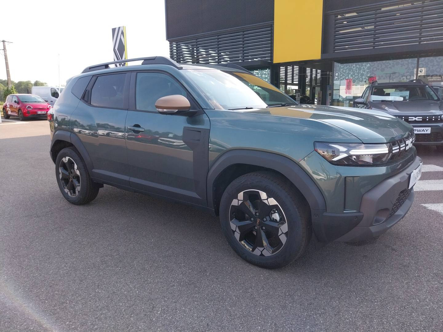 Vente en ligne Dacia Duster  Hybrid 155 au prix de 30 225 €
