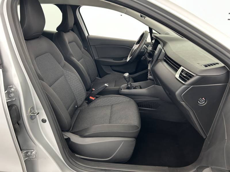Vente en ligne Renault Clio 5 Clio TCe 90 au prix de 14 990 €