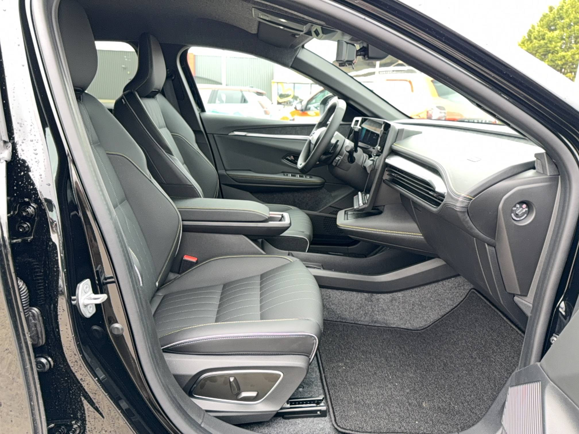 Vente en ligne Renault Megane E-Tech  220 ch autonomie confort GSR2 au prix de 40 280 €