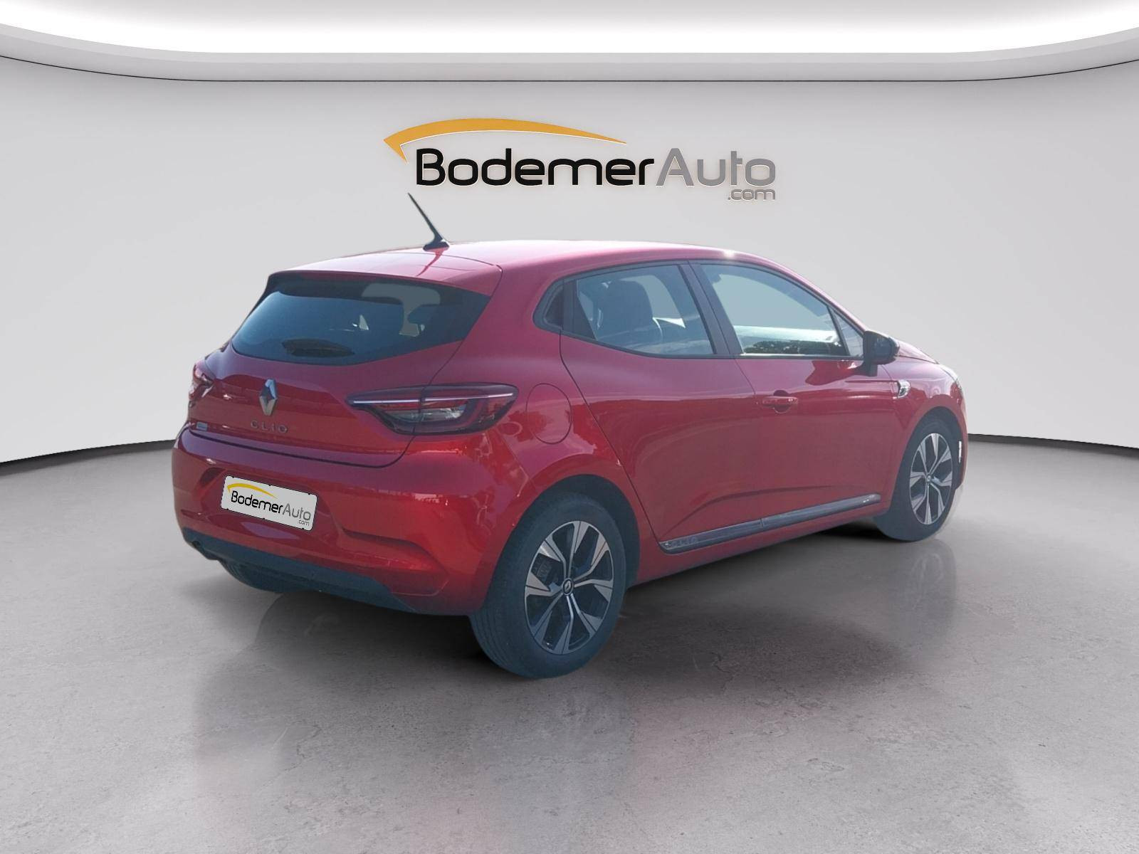 Vente en ligne Renault Clio 5 Clio TCe 90 - 21N au prix de 13 390 €