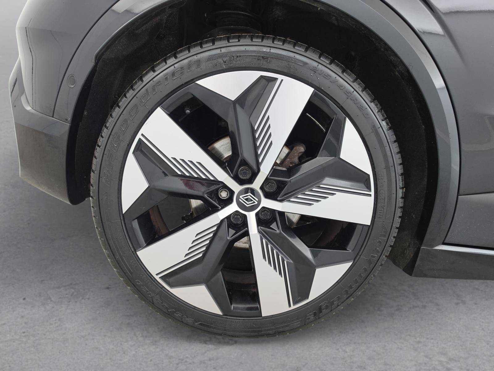 Vente en ligne Renault Megane E-Tech  EV60 220 ch super charge au prix de 25 900 €