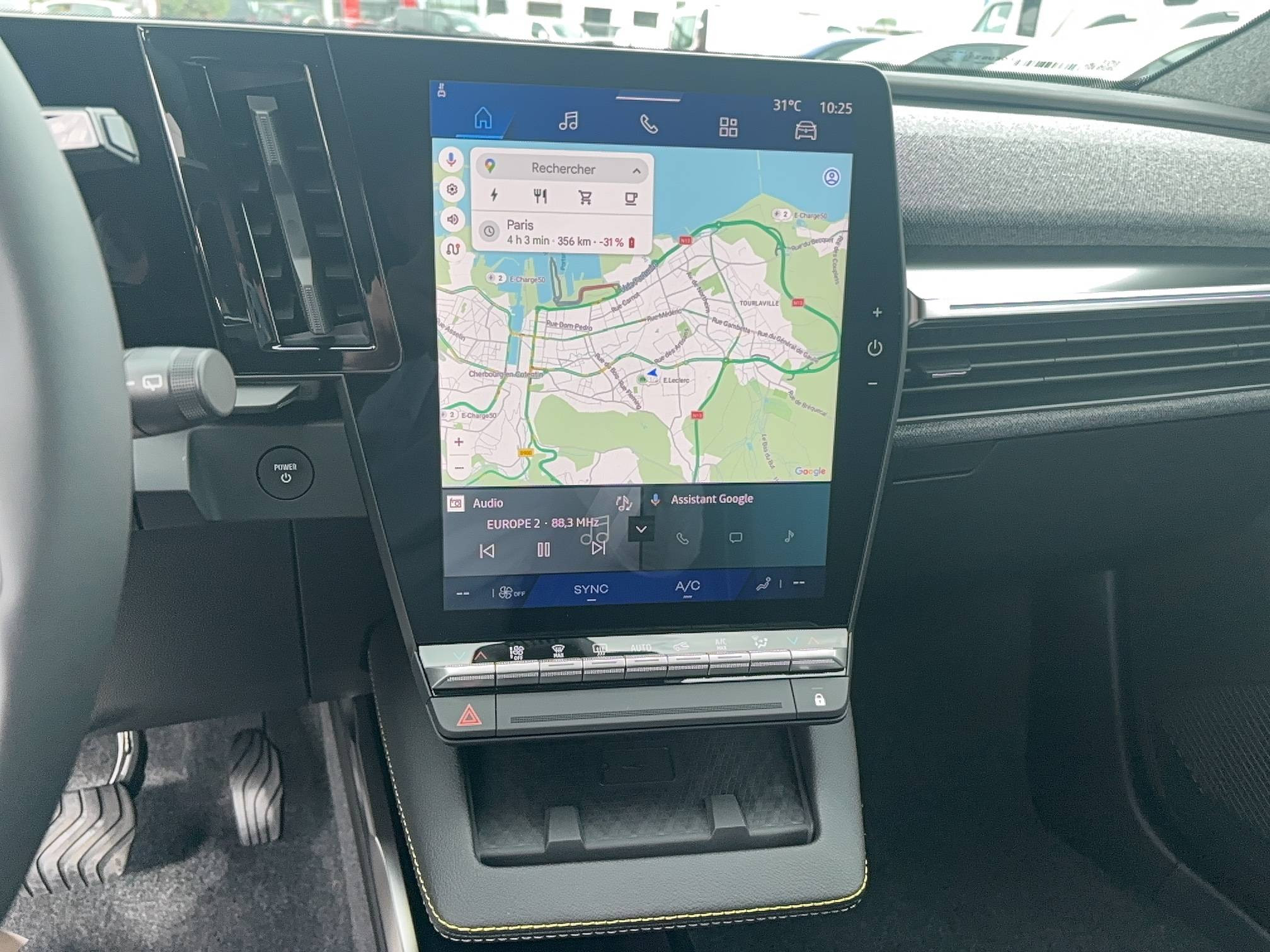 Vente en ligne Renault Scenic E-Tech Scenic E-Tech électrique 220 ch grande autonomie au prix de 45 500 €